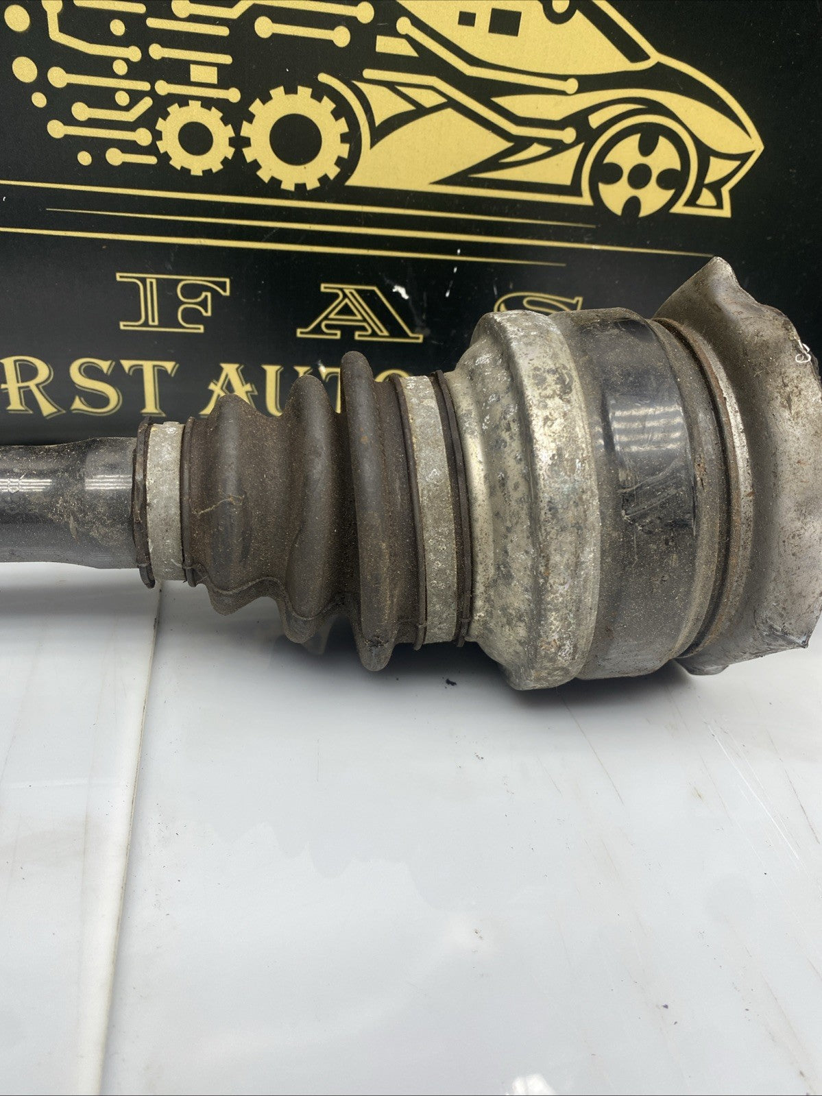 BMW 5 SERIES F10 F11 REAR RIGHT DRIVER SIDE DRIVESHAFT OUTPUT SHAFT 7614290