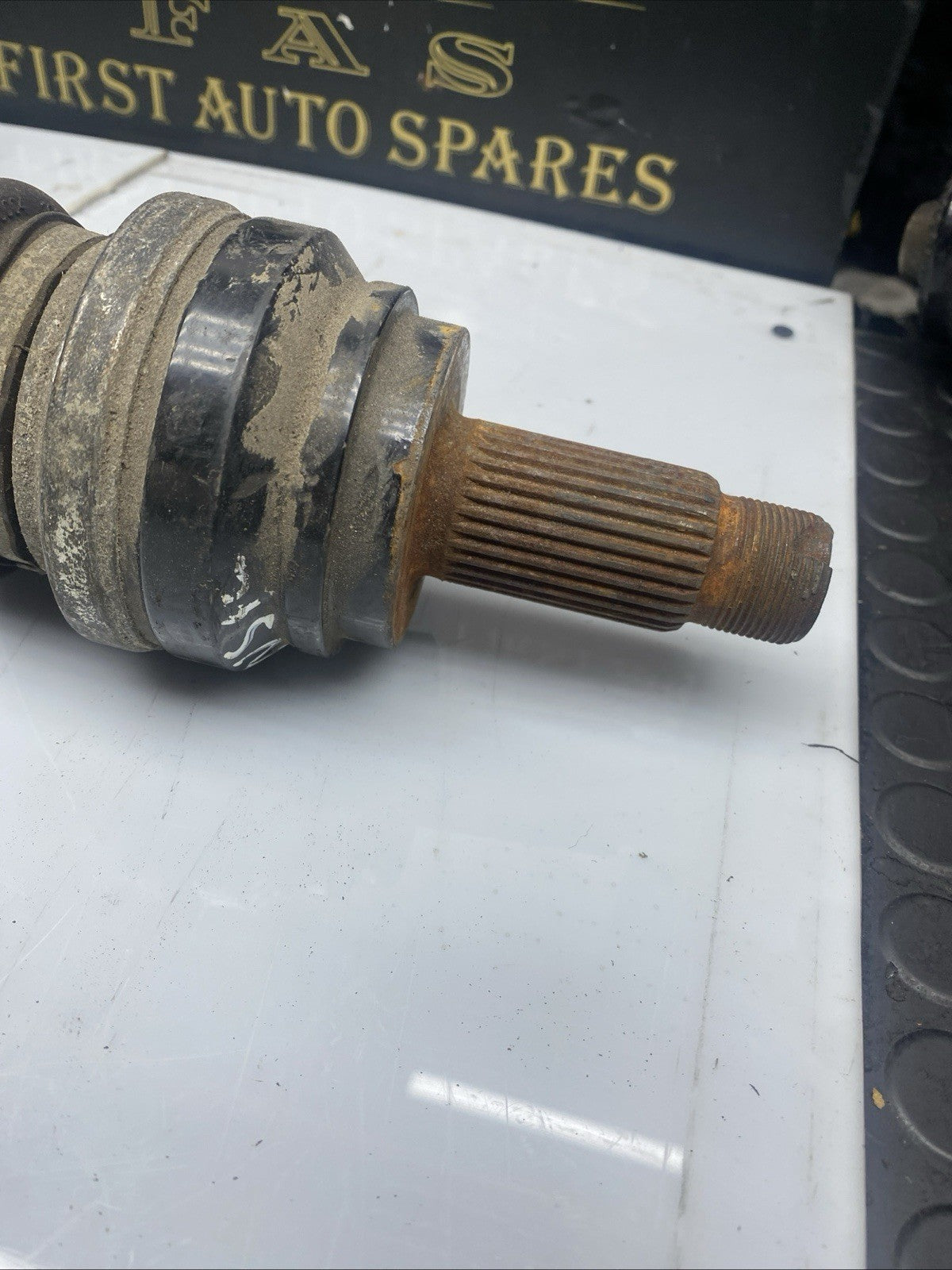 BMW X3 X4 F25 F26 Rear Left Driveshaft 7598037