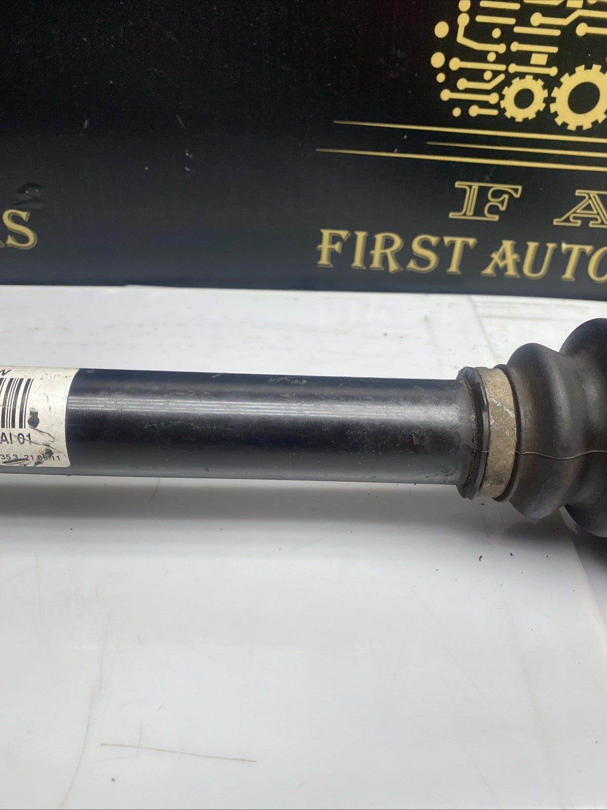 REAR LEFT PASSENGER SIDE DRIVESHAFT 7581021 BMW 5 SERIES F10 F11 2012