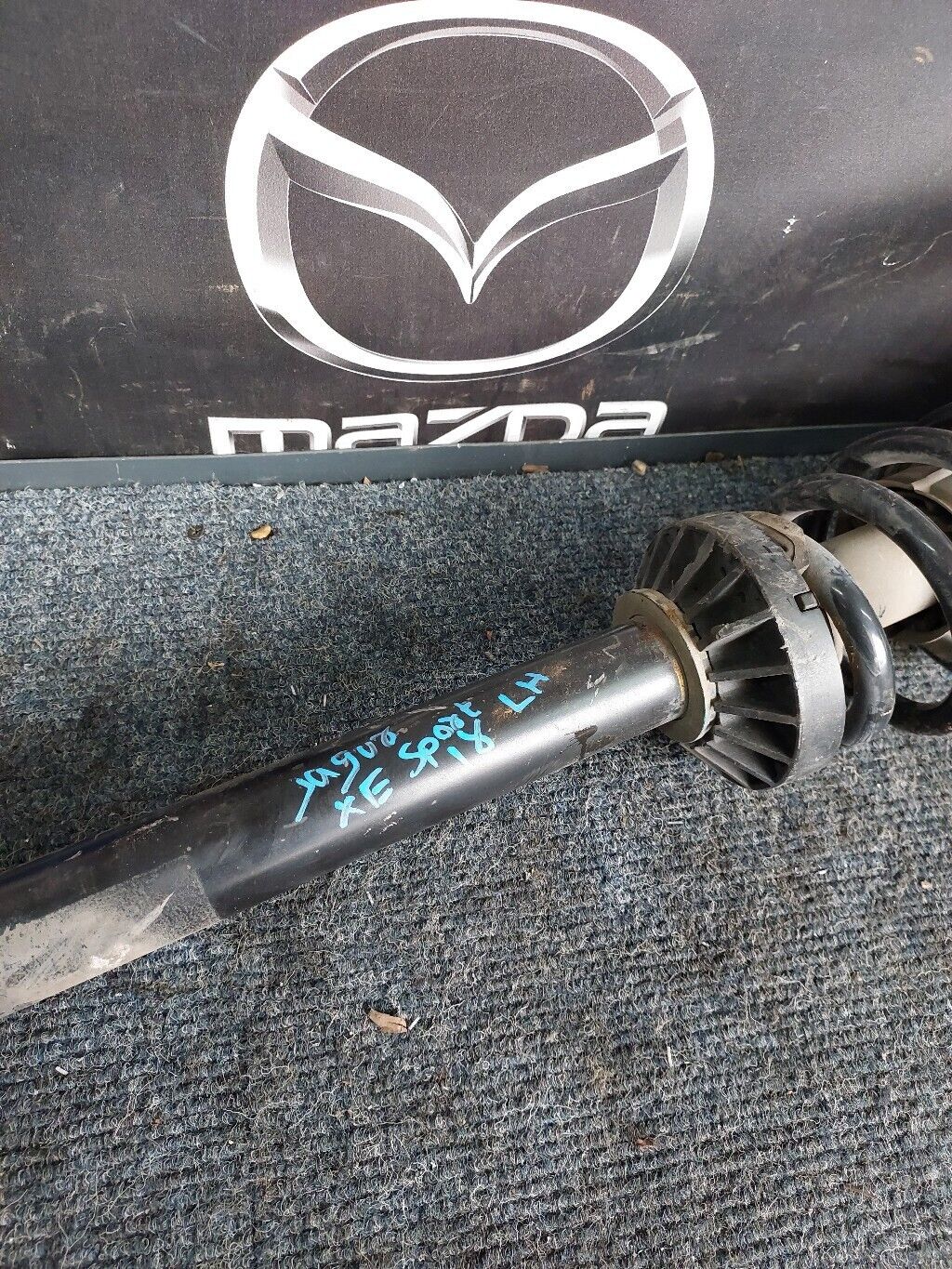 JAGUAR XE SPORT 2018 N/S FRONT SHOCK ABSORBER & SPRING LH
