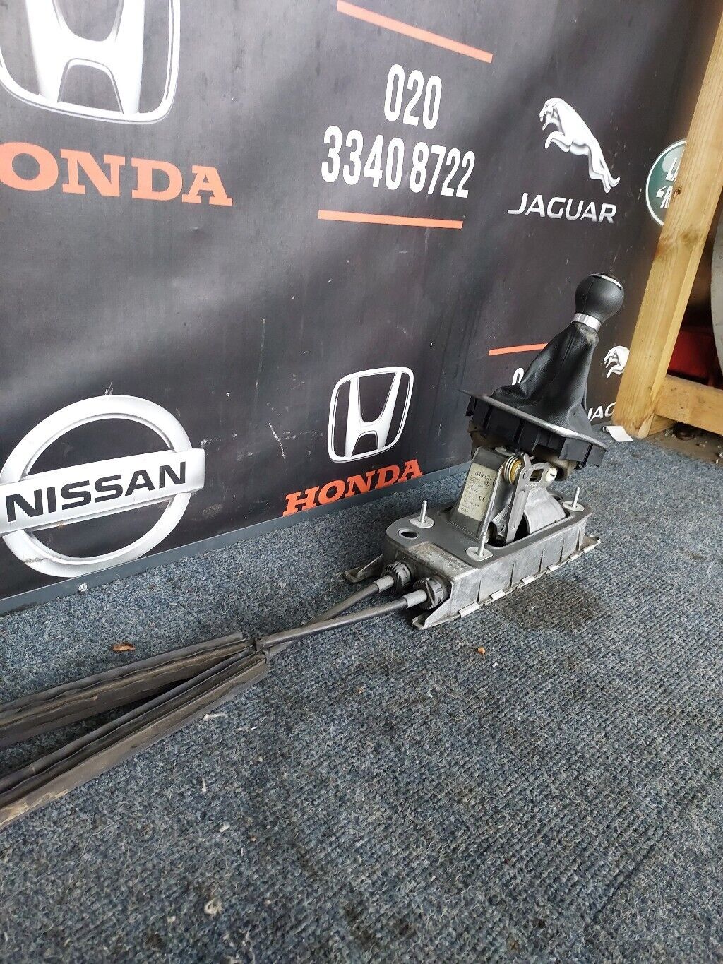 VOLKSWAGEN GOLF MANUAL GEAR SELECTOR MECHANISM & LINKAGE 2010