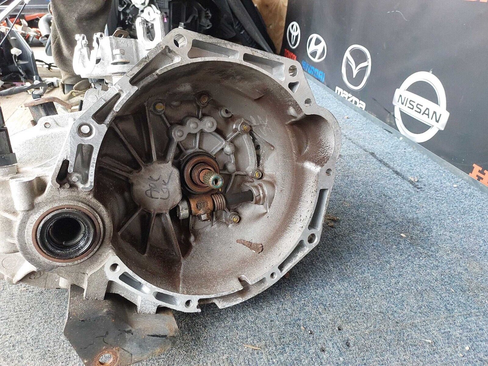 HYUNDAI i10 GEAR BOX 2016