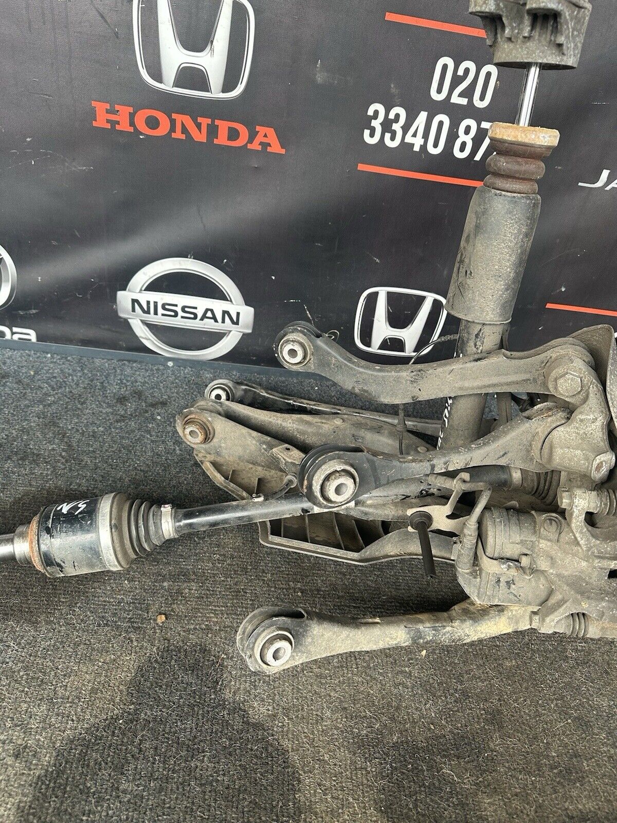 BMW 3 SERIES G20 LEFT SIDE SUSPENSION LEG COMPLETE