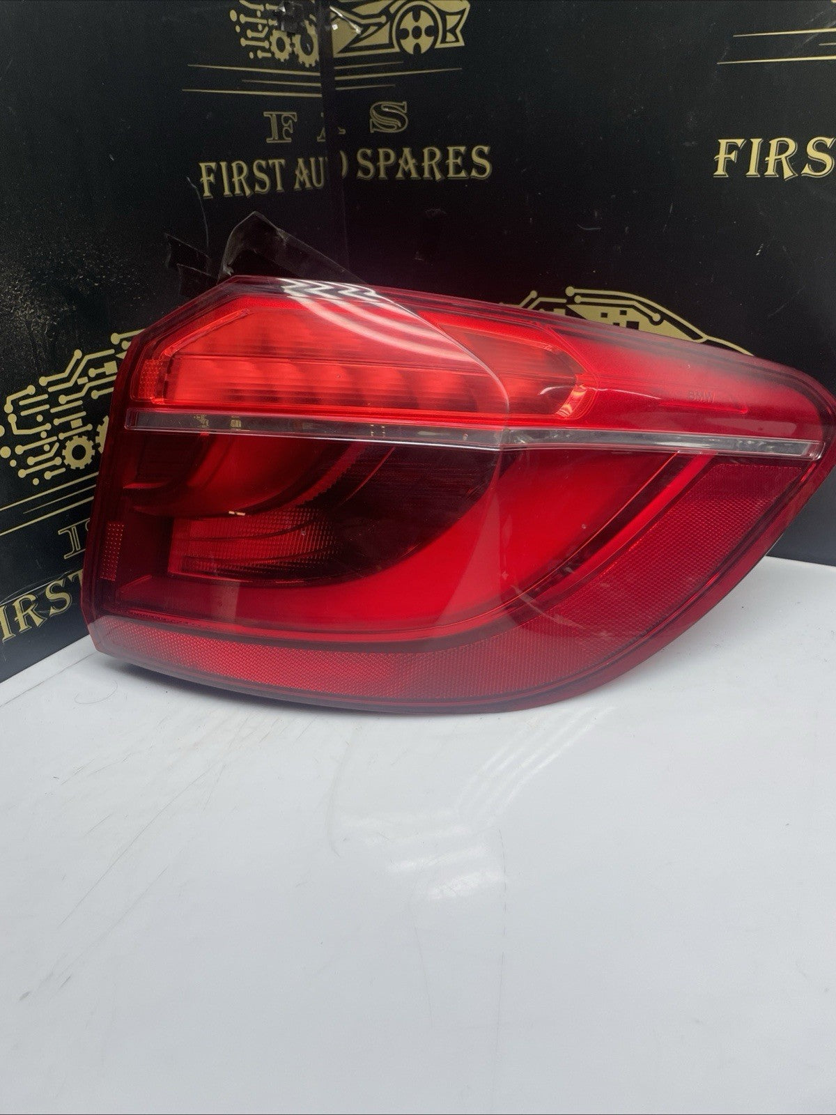 GENUINE BMW X6 F16 2015 - 2019 REAR RIGHT OUTER TAIL LIGHT DRIVER SIDE 7314860