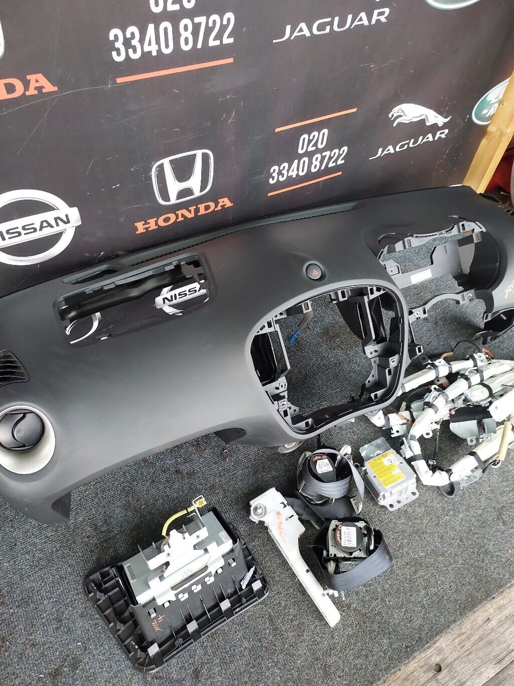 NISSAN JUKE DASHBOARD SEATBELT & AIRBAG COMPLETE 2014