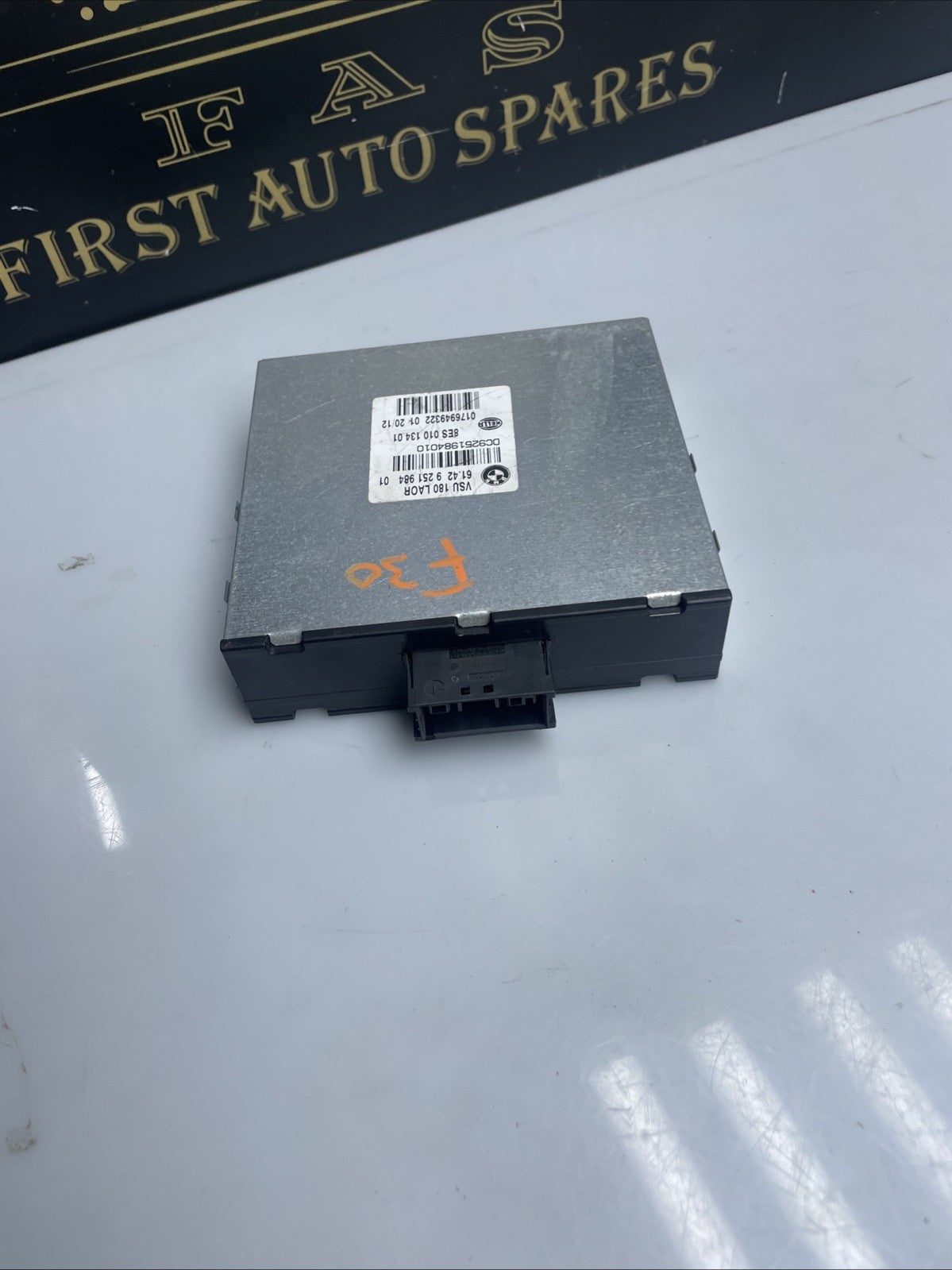 BMW VSU180 Voltage Converter ECU 1 3 5 6 Series F20 F21 F30 F10 F11 F12 9251984