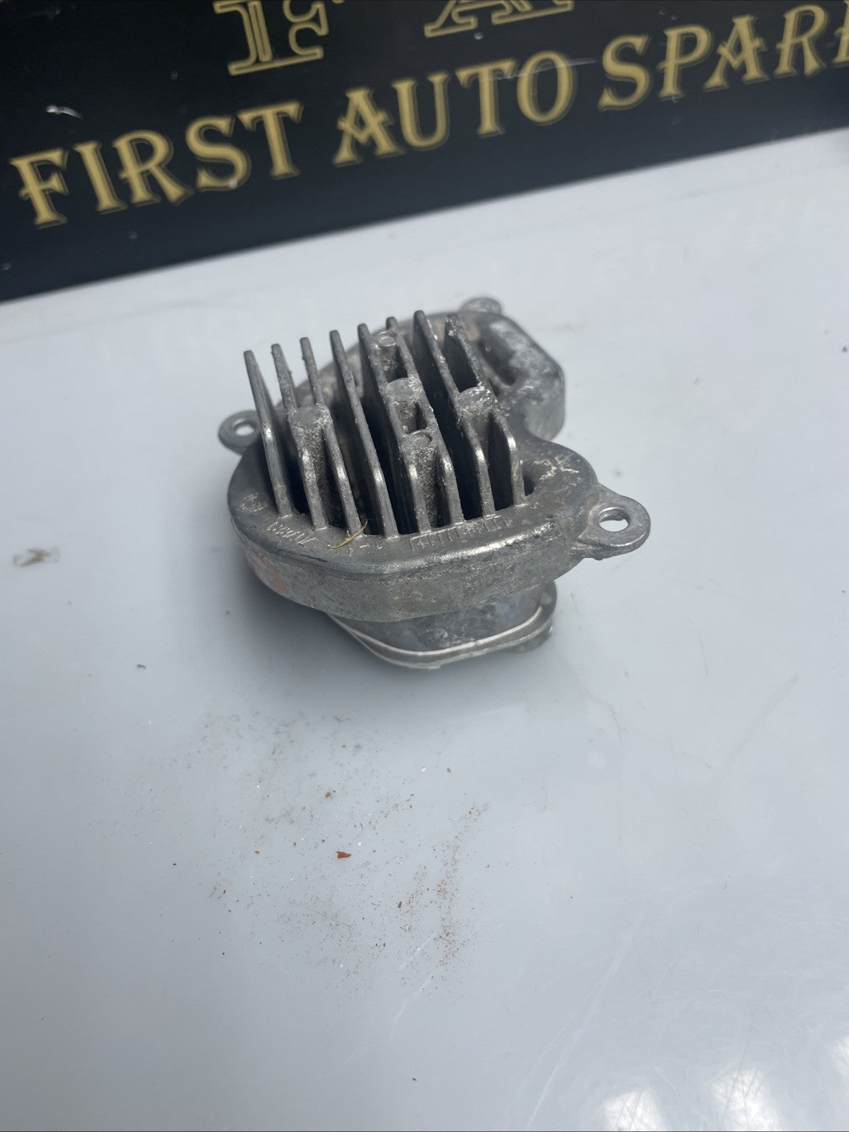 BMW 3 SERIES E92 E93 11-14 LCI DRIVER SIDE XENON HEADLIGHT INDICATOR TURN MODULE