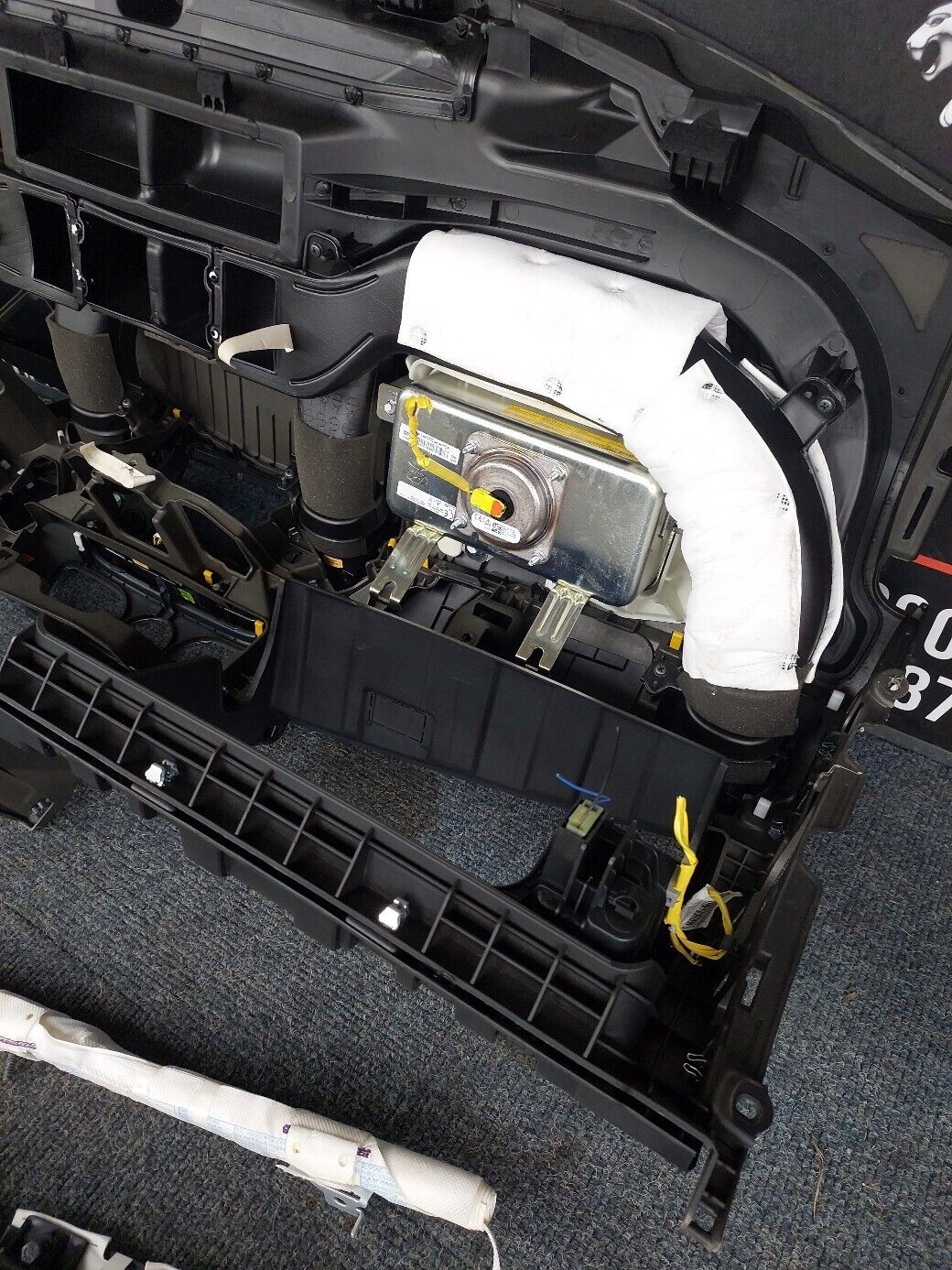 HYUNDAI i10 2016 COMPLETE DASHBOARD SEATBELT & AIRBAG KIT