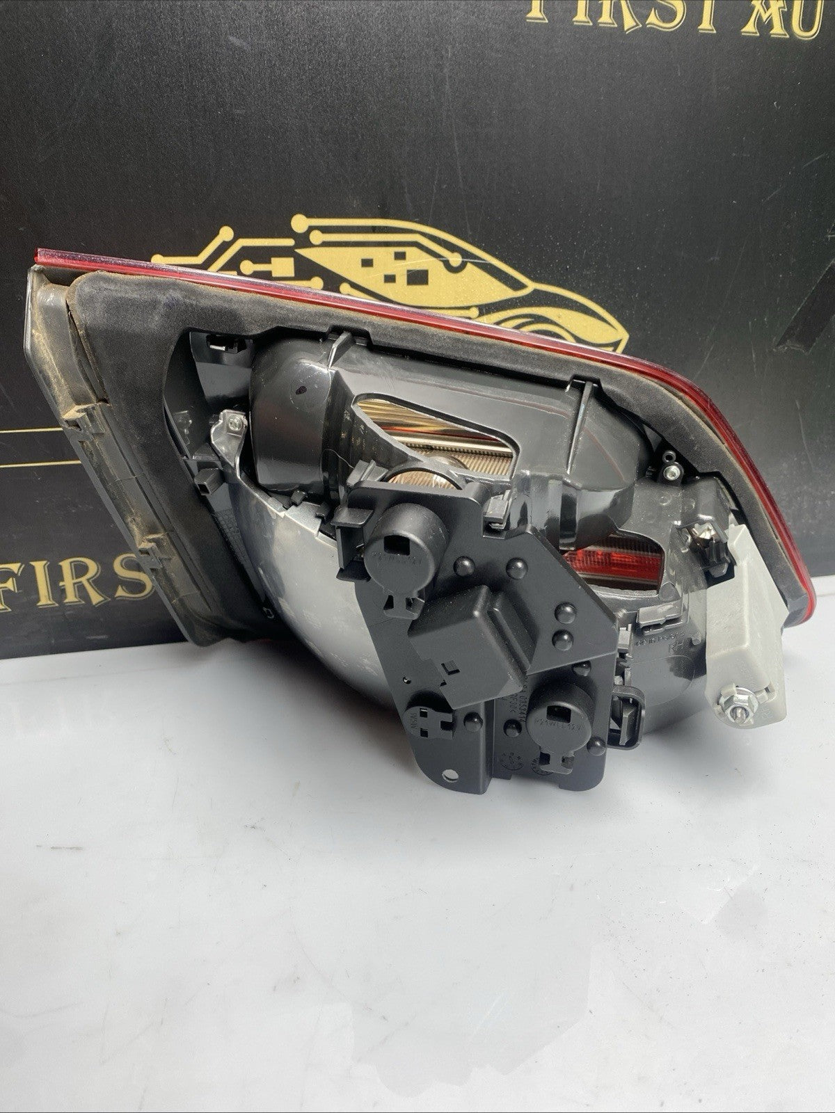 BMW F45 2014-2016 Pre Lci Driver Side Right Rear Inner Tail Light 7311032