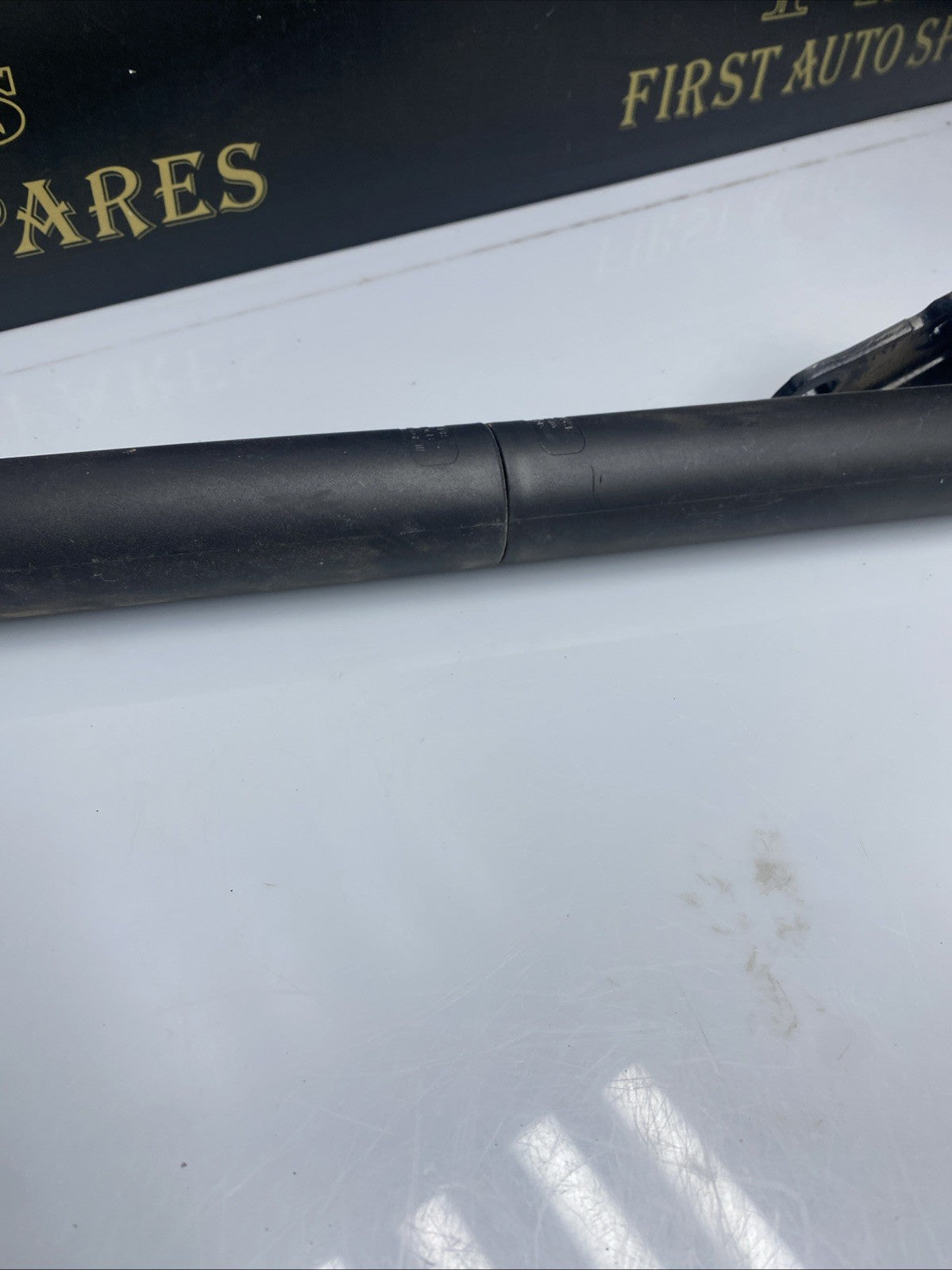 BMW 2 F45 2017 Rear Right Tailgate Trunk Strut Damper 878587