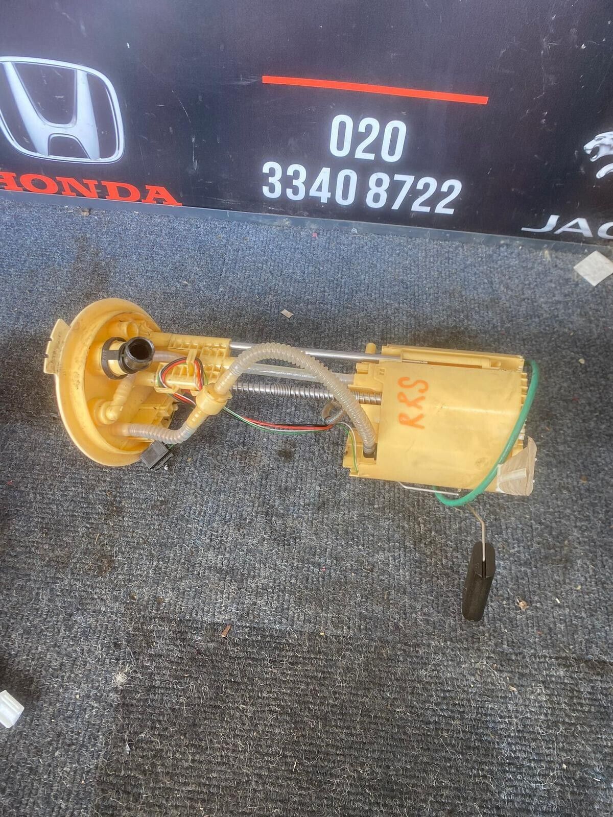 RANGE ROVER SPORT L494 3.0 DIESEL FUEL PUMP SENDER UNIT 