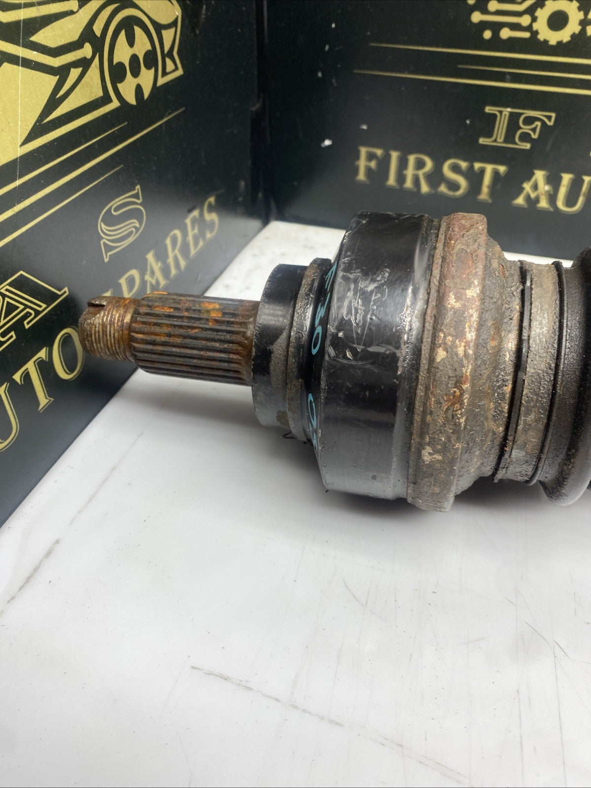 BMW 1/2/3/4 SERIES F20 F22 F30 F32 AUTO DRIVER SIDE REAR DRIVESHAFT 7597690