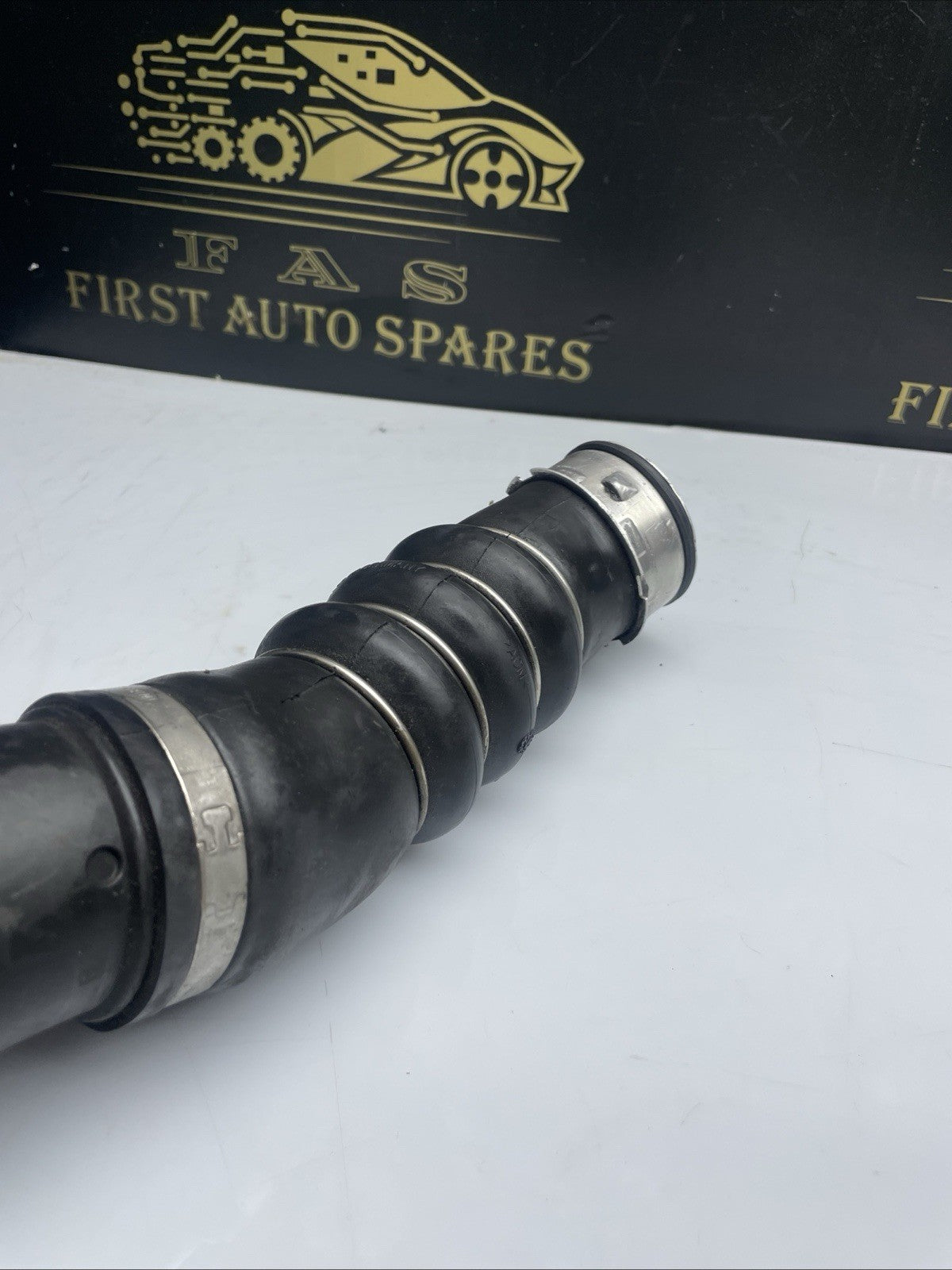 BMW 3 Series E90 E91 LCI N47N 320d Intercooler Charge Air Line 8511739