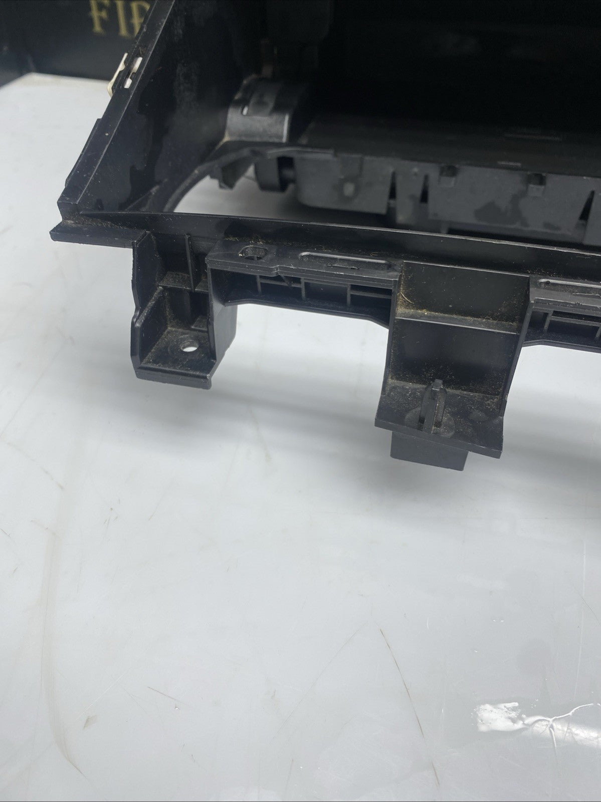 BMW SERIES 3 G20 G21 FRONT CENTRE CONSOLE ASHTRAY STORAGE COMPARTMENT 2019