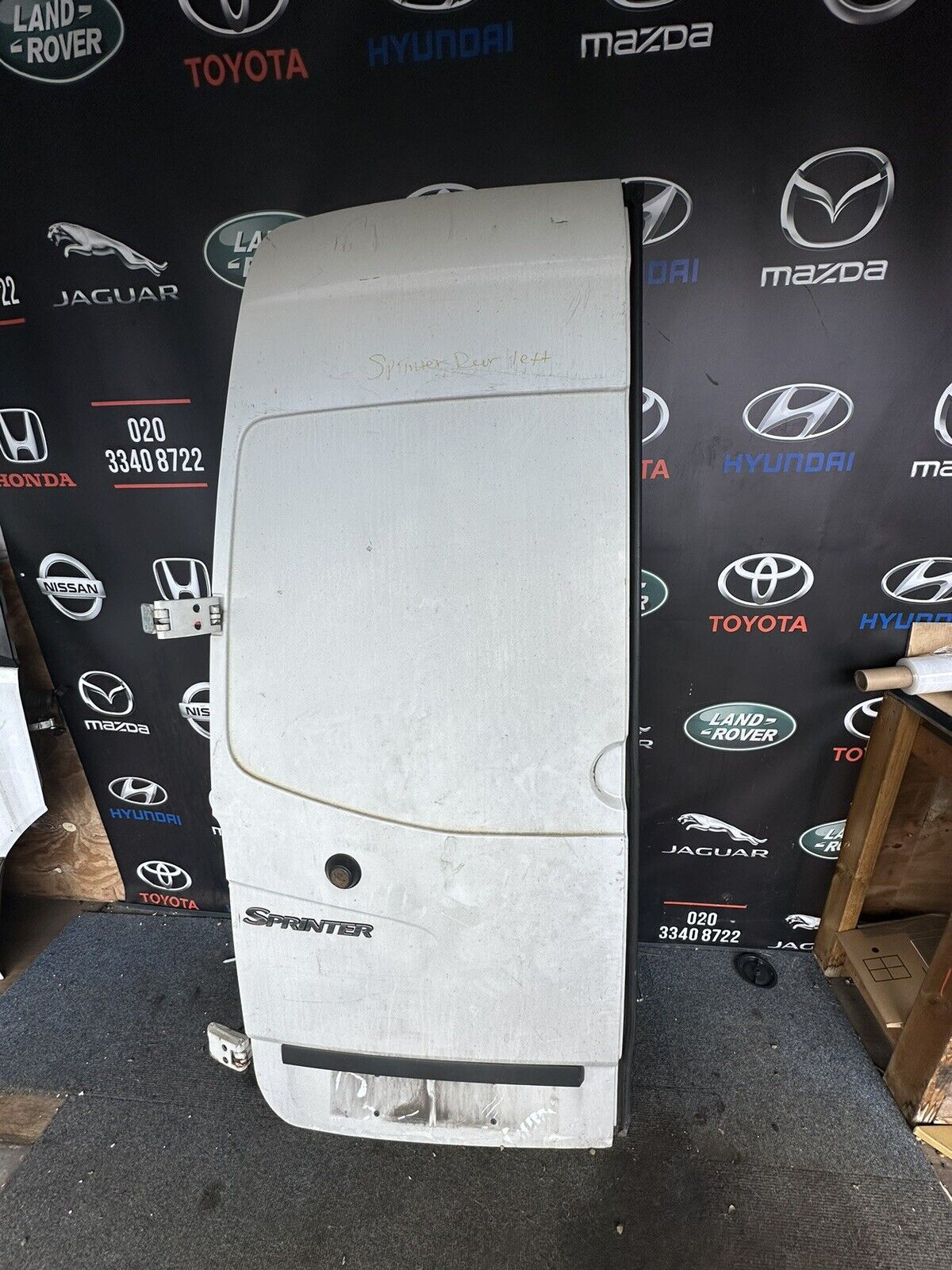 MERCEDES SPRINTER W906 NSR PASSENGER SIDE REAR DOOR COMPLETE WHITE