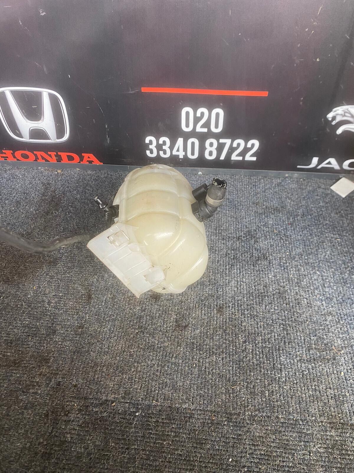 BMW 1 2 3 (12) SERIES F20 F21 F22 F31 F32 DIESEL EXPANSION COOLANT TANK