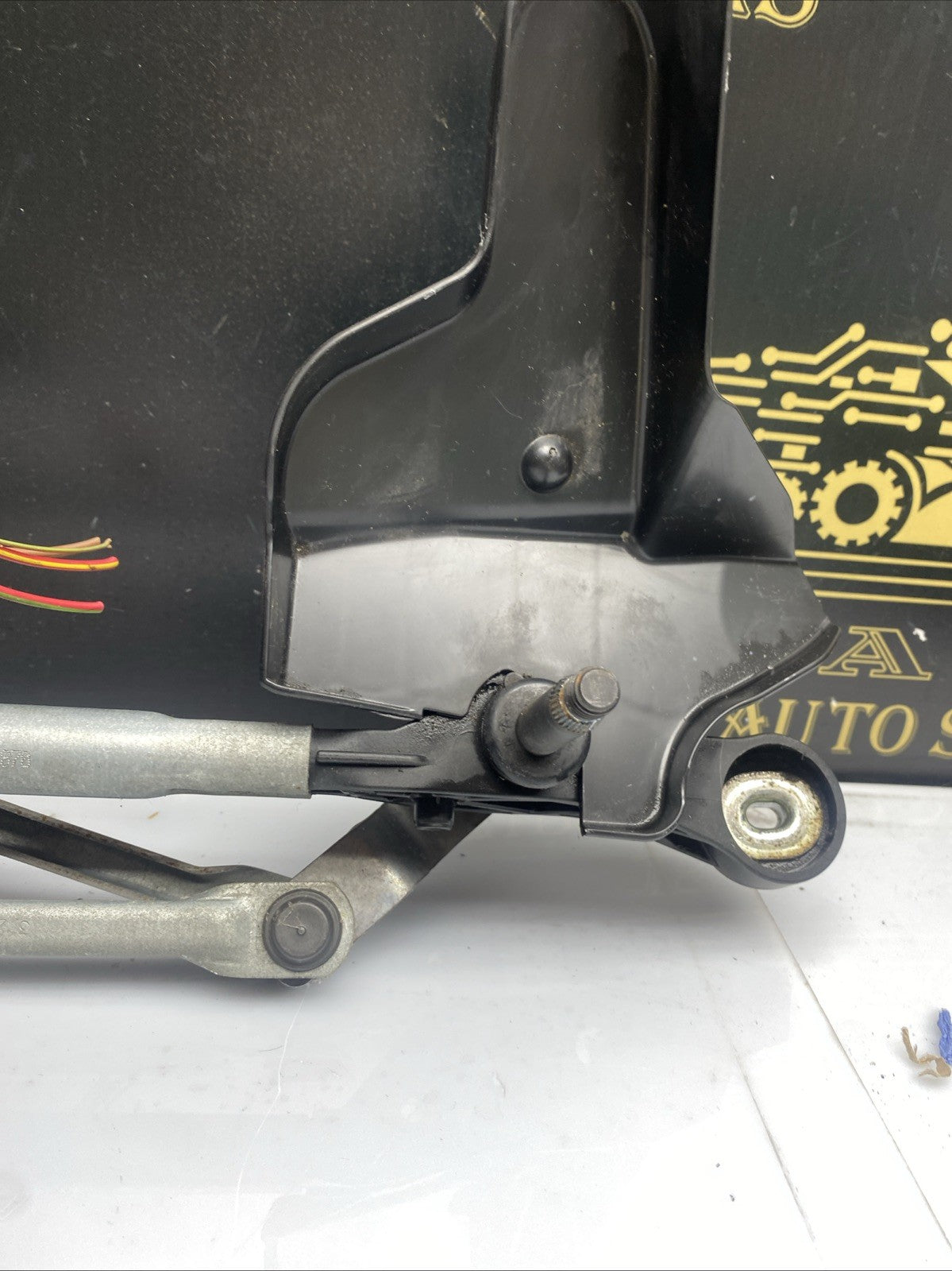 BMW 1 SERIES F20 F21 2011-2018 FRONT WINDSCREEN WIPER MOTOR REGULATOR 7267504