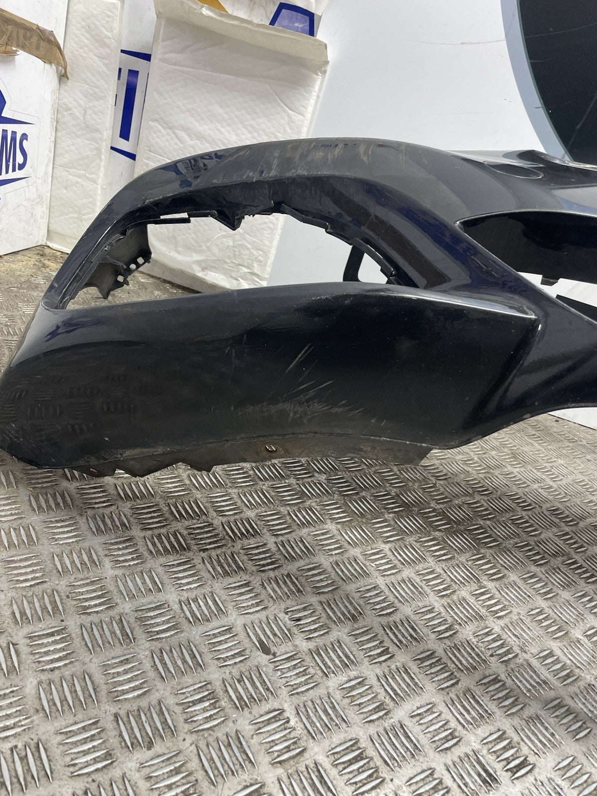 BMW 1 F20 F21 LCI M SPORT FRONT BUMPER 2015-19 GENUINE (Dent On Driver Side)