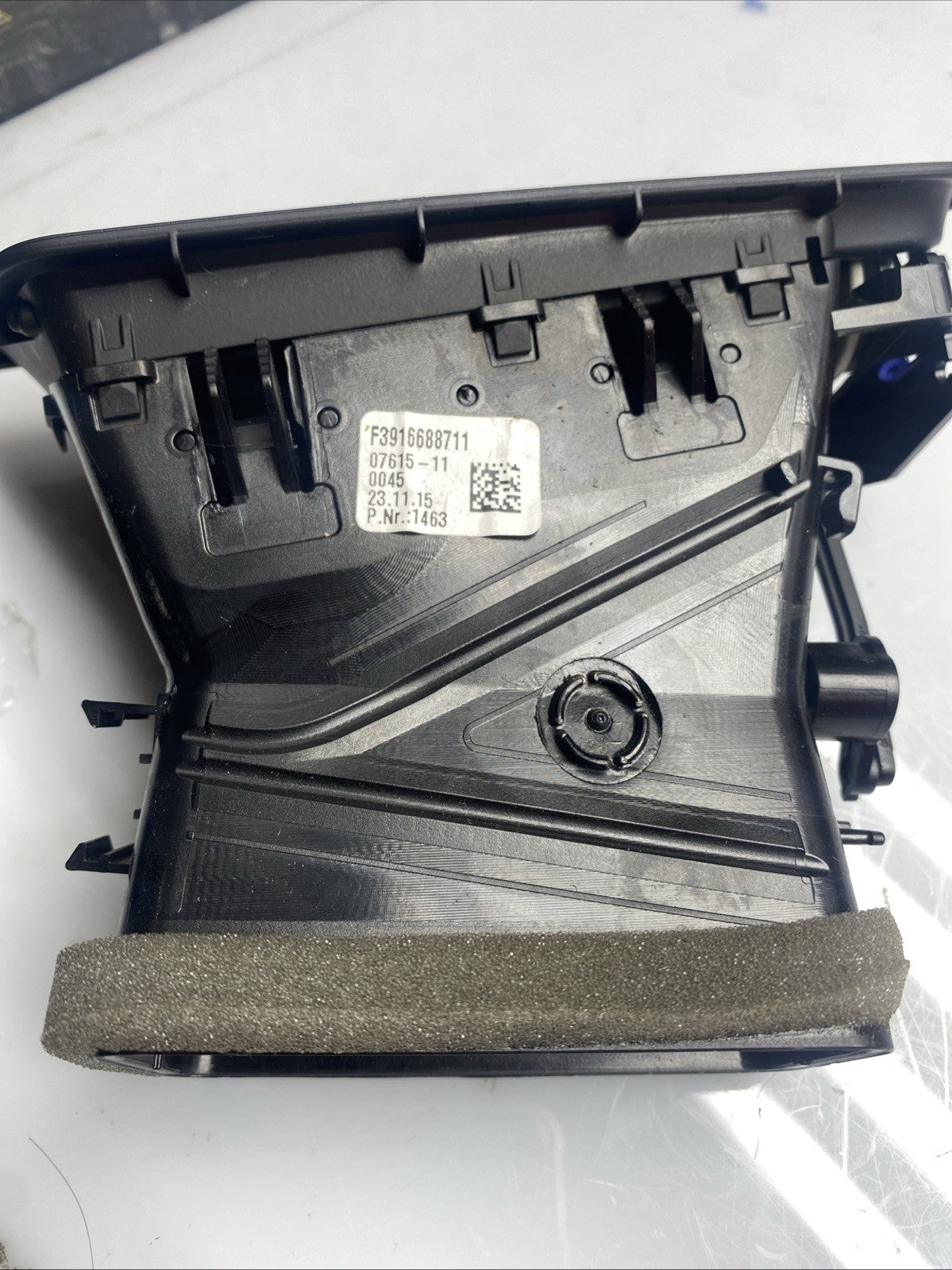 BMW 5 Series F10 F11 N/S Passenger Front Left Dashboard Air Vent Grill 9166887