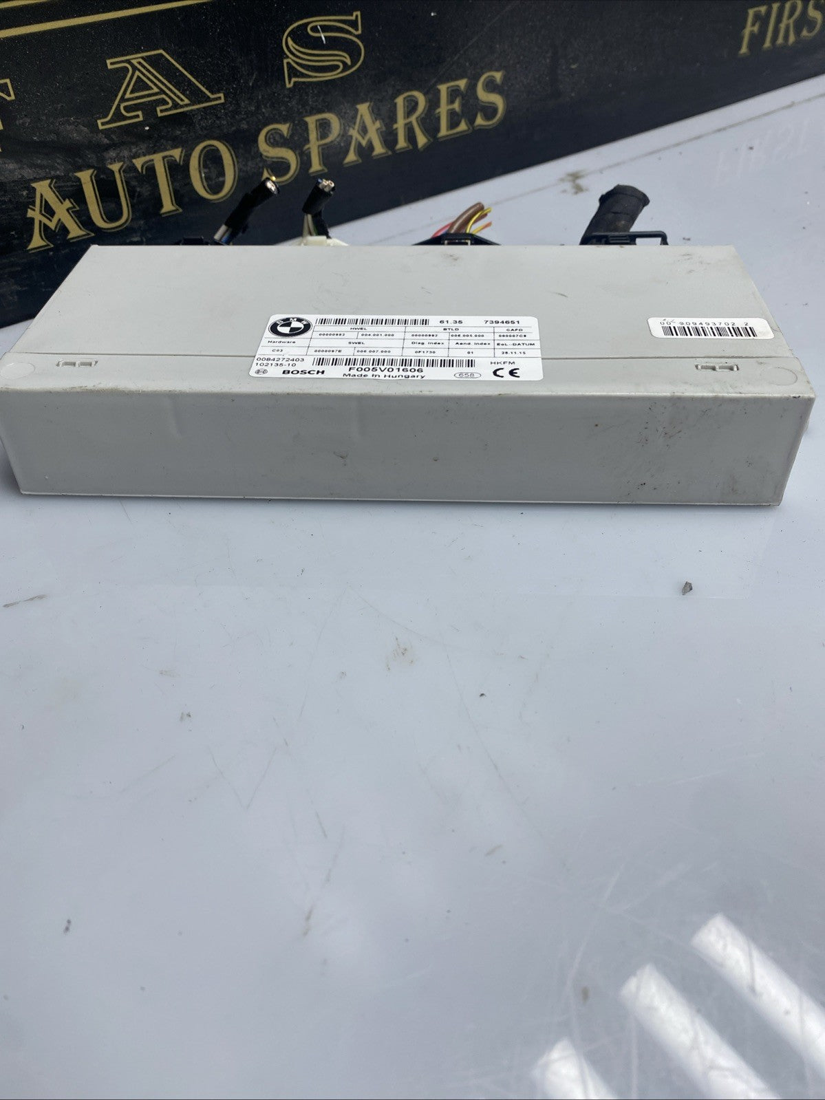 BMW 5 SERIES F10 F11 TAILGATE CONTROL MODULE ECU 7394651 2014