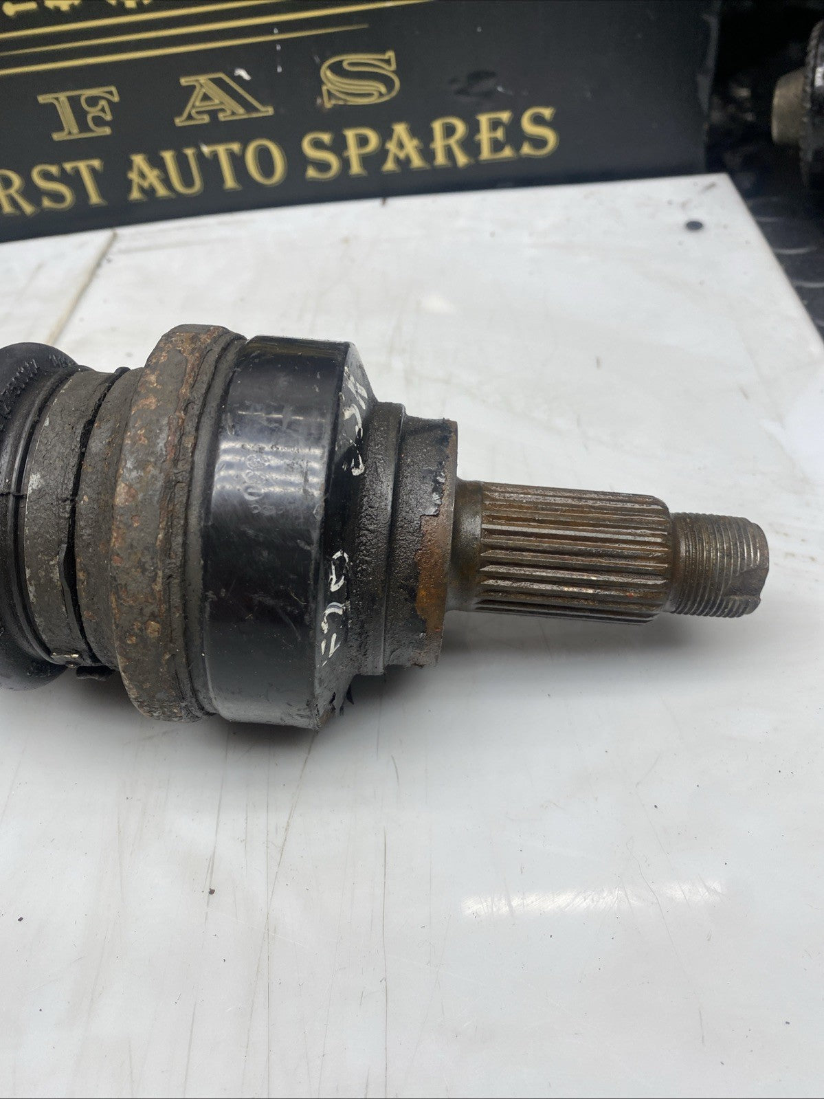 BMW 1 3 SERIES F20 F21 F30 F31 COMPLETE DRIVESHAFT REAR RIGHT O/S SIDE 7624206