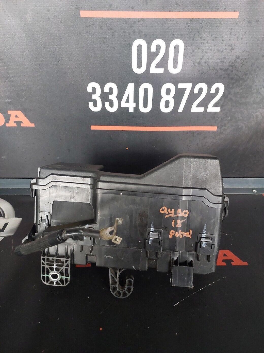 TOYOTA AYGO 2018 PETROL FUSE RELAY BOX