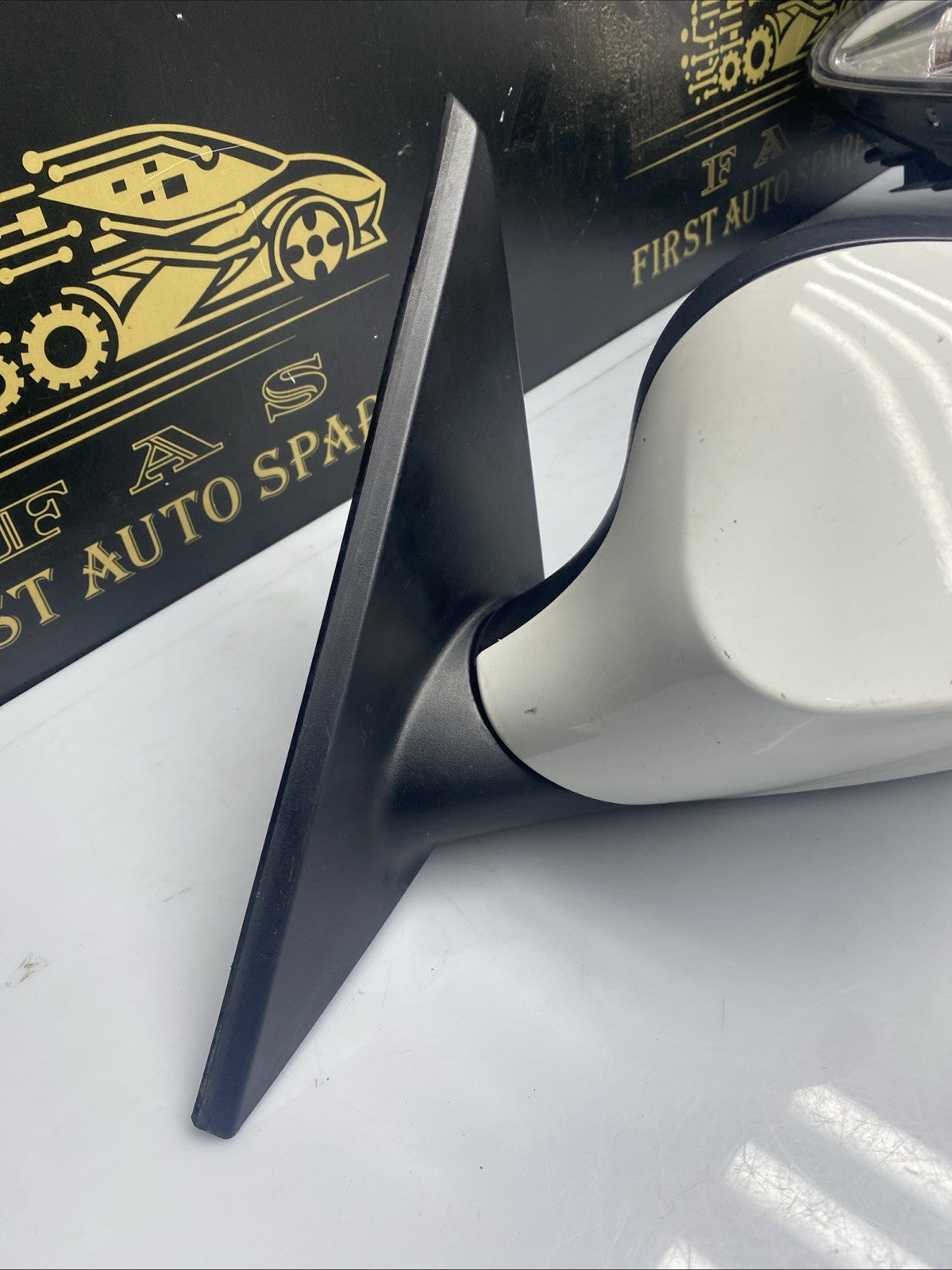 BMW E81 E82 1 series LCI Power Fold Passengers Left Door Electric Wing Mirror