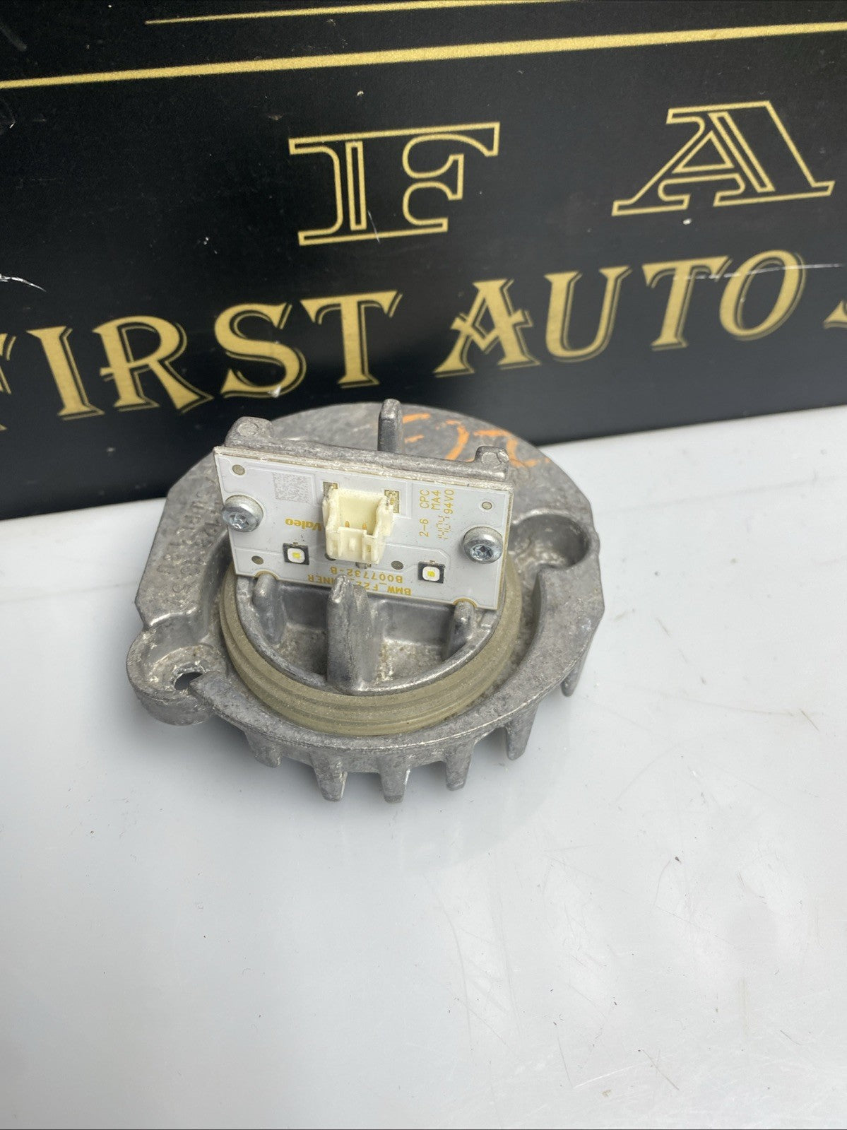 BMW 3 F30 F35 F31 2015 Diesel LED ballast control module 1835052026BA 85kW