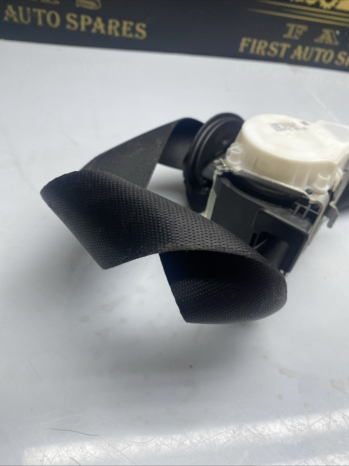 BMW 3 SERIES F30 F31 SEAT BELT FRONT LEFT PASSENGER SIDE BLACK 34078319D