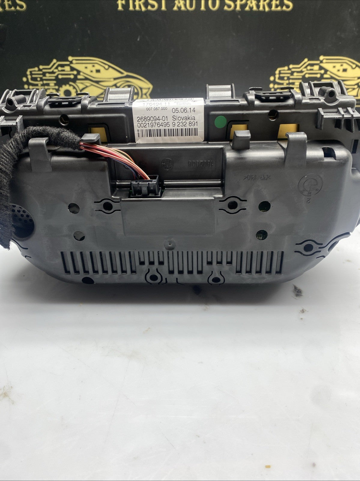 BMW 1 Series Hatchback F20 Speedo Clocks & Rev Counter 17649411