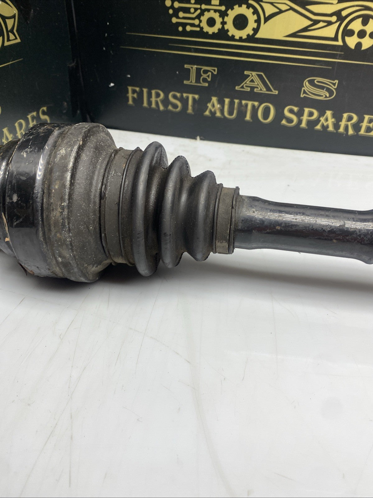 BMW 5 SERIES F10 F11 REAR LEFT PASSENGER SIDE DRIVESHAFT OUTPUT SHAFT 7614289