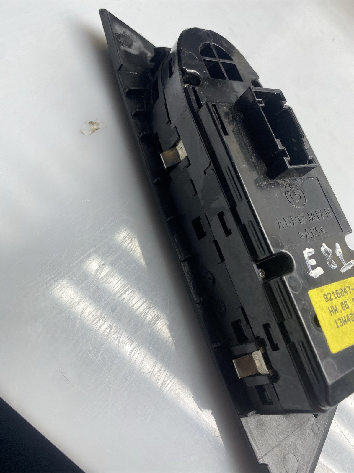 2009-2015 BMW X1 E84 FRONT RIGHT ELECTRIC WINDOW SWITCH 9216047-03 SEE DESC