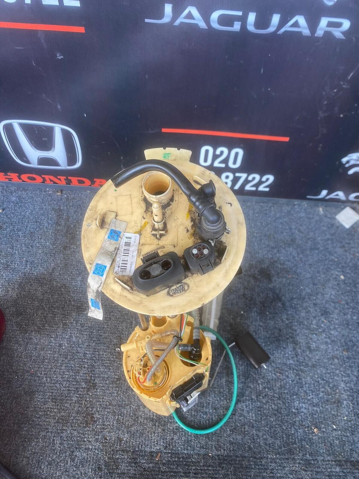 RANGE ROVER SPORT L494 3.0 DIESEL FUEL PUMP SENDER UNIT 