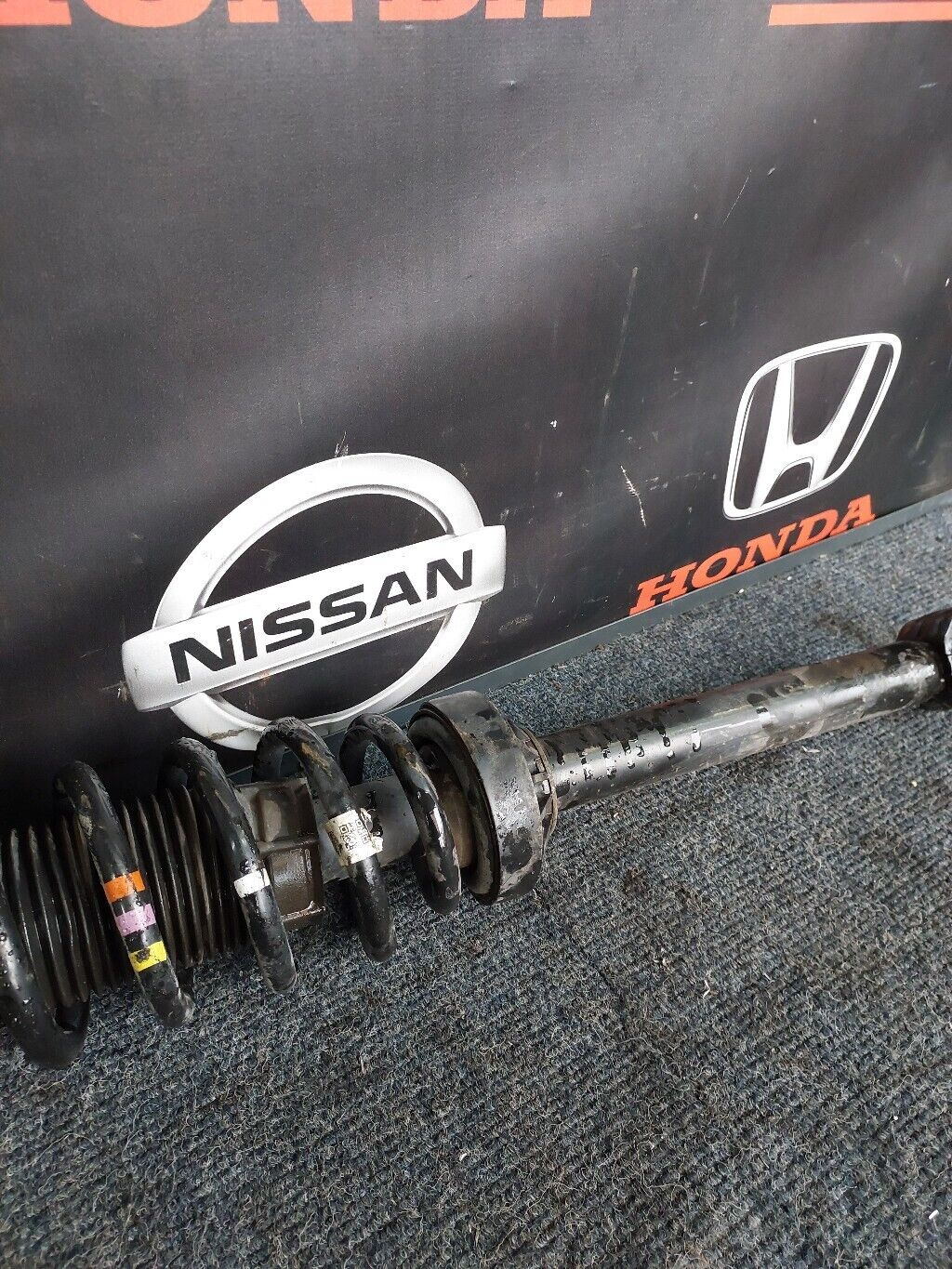 JAGUAR XE SPORT 2018 O/S FRONT SHOCK ABSORBER & SPRING RH