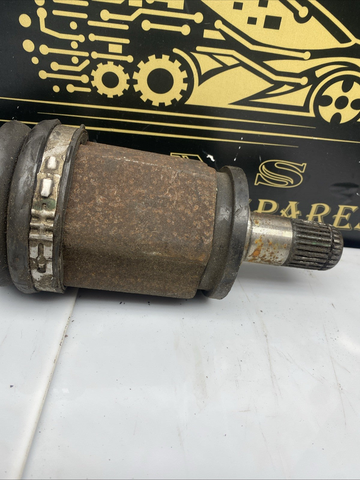 BMW X3 DRIVESHAFT F25 2010-2014 FRONT LEFT 2.0 DIESEL MANUAL 7598027