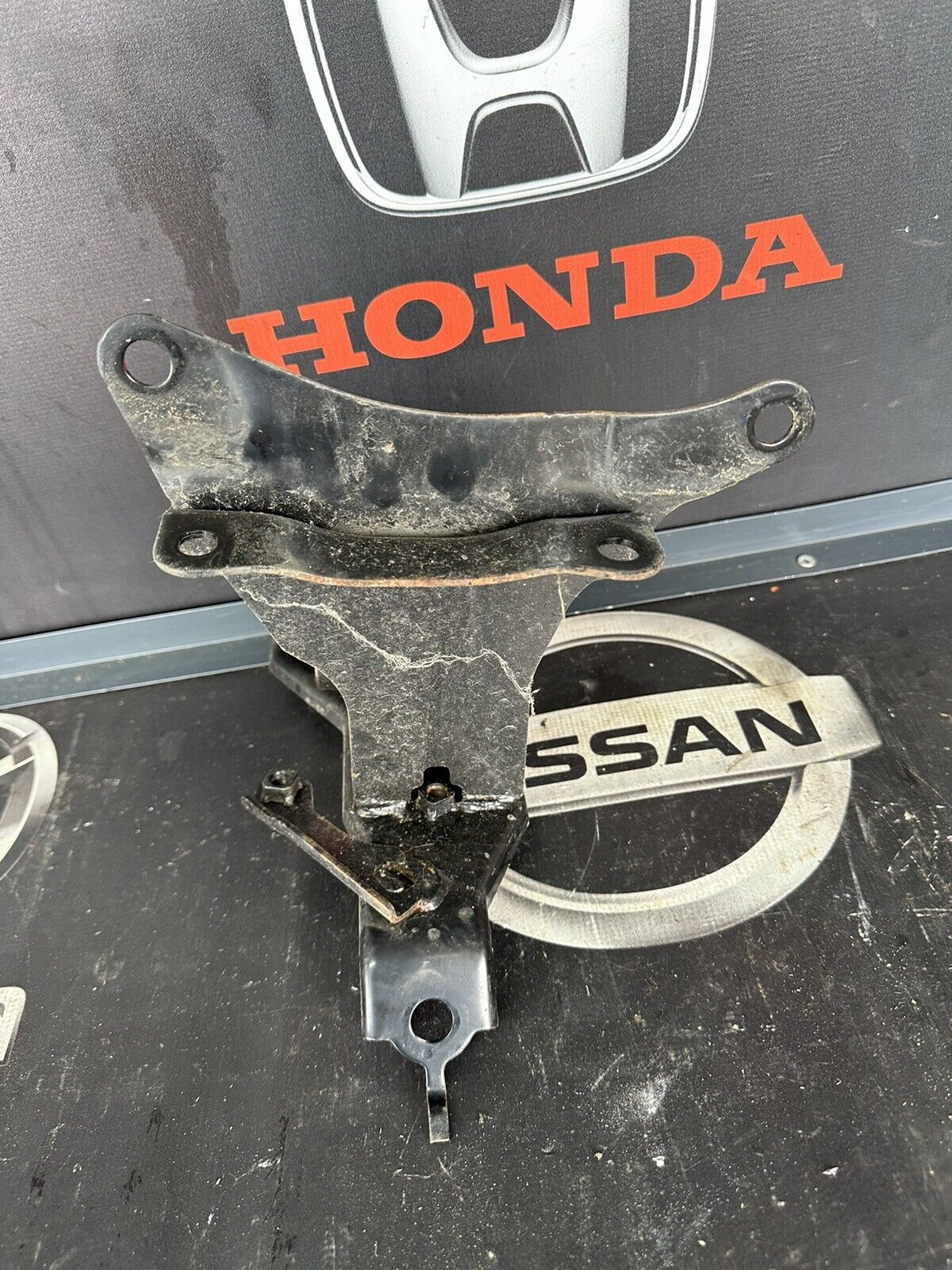 TOYOTA YARIS 2012 PASSENGER SIDE ENGINE MOUNT