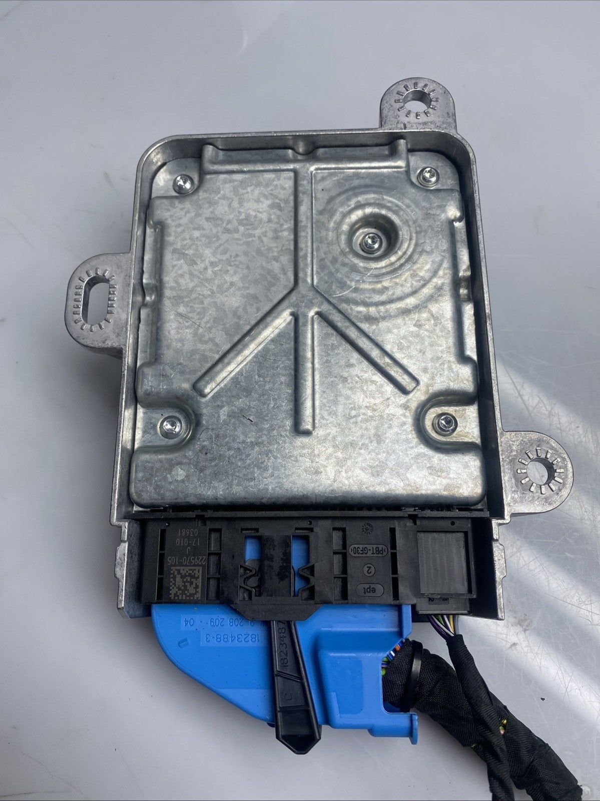 BMW i3 I01 Hybrid SRS ECU Control Unit 6837161 336724-101