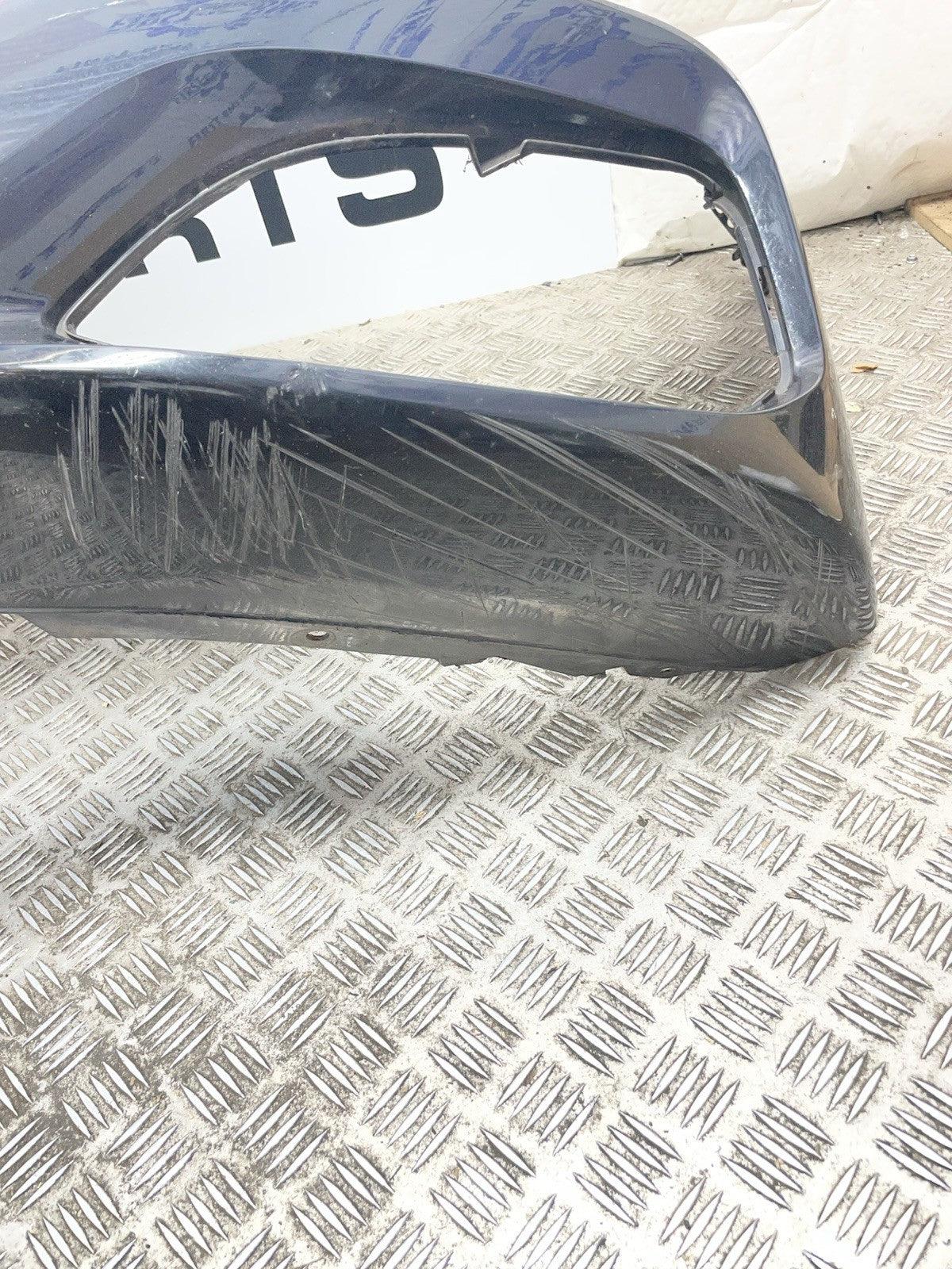 BMW 1 F20 F21 LCI M SPORT FRONT BUMPER 2015-19 GENUINE (Dent On Driver Side)