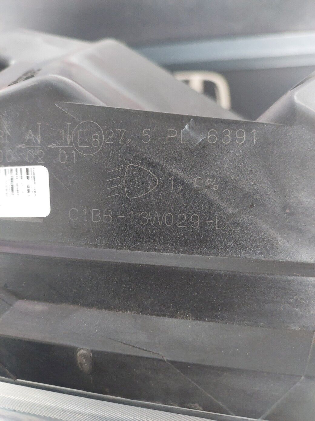 FORD FIESTA 2017 O/S FRONT HEADLIGHT RH