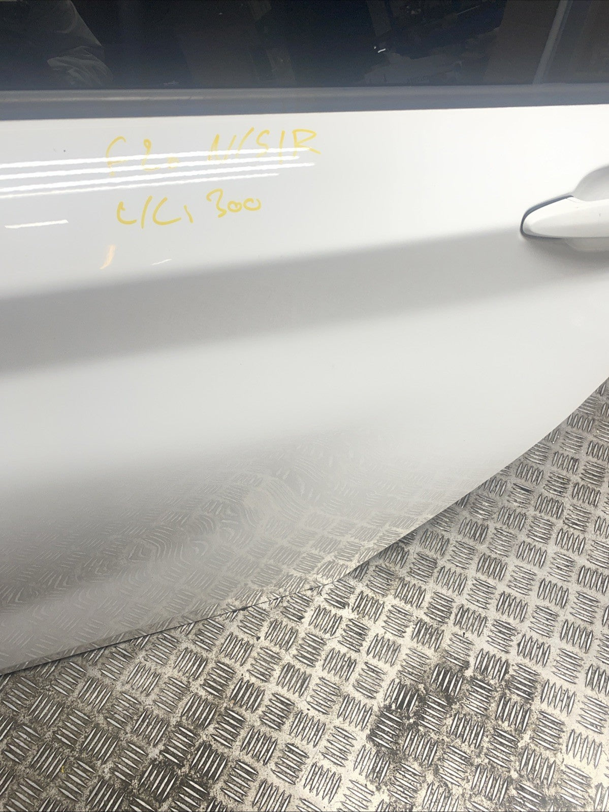 2014-2019 BMW 1 SERIES F20 PASSENGER SIDE REAR DOOR WHITE COLOR CODE 300