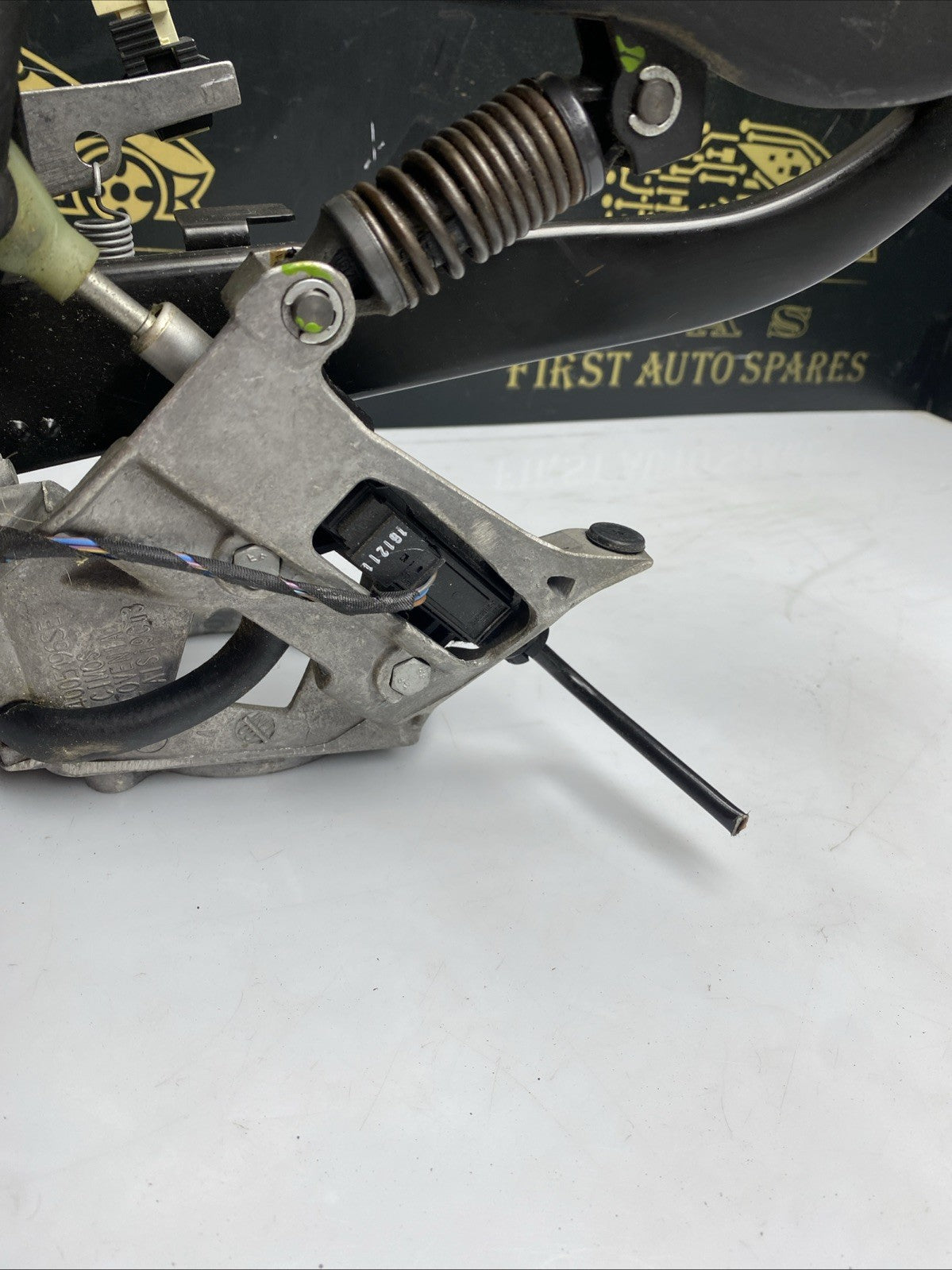 BMW 1 SERIES  F20 F21 2012 Pedal assembly box foot controls 6762250