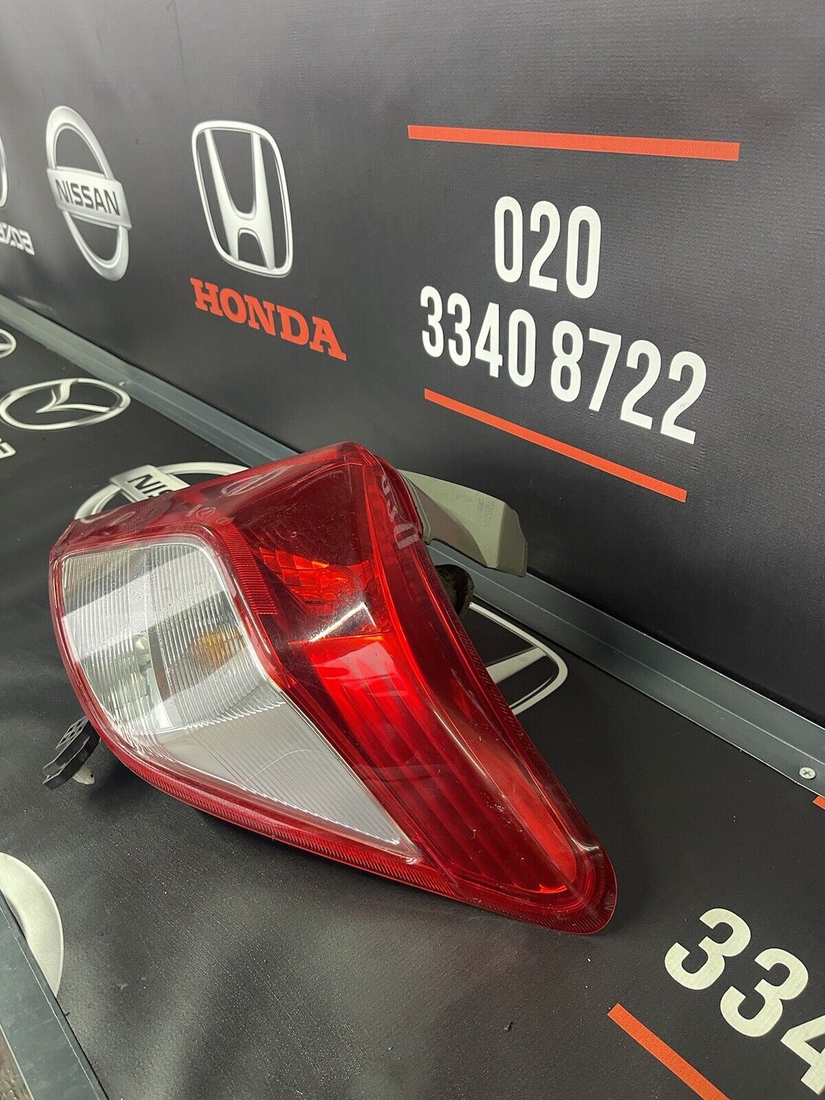 TOYOTA YARIS TAIL LIGHT DRIVER SIDE OFFSIDE RH 2012-13 5 DOOR HATCHBACK