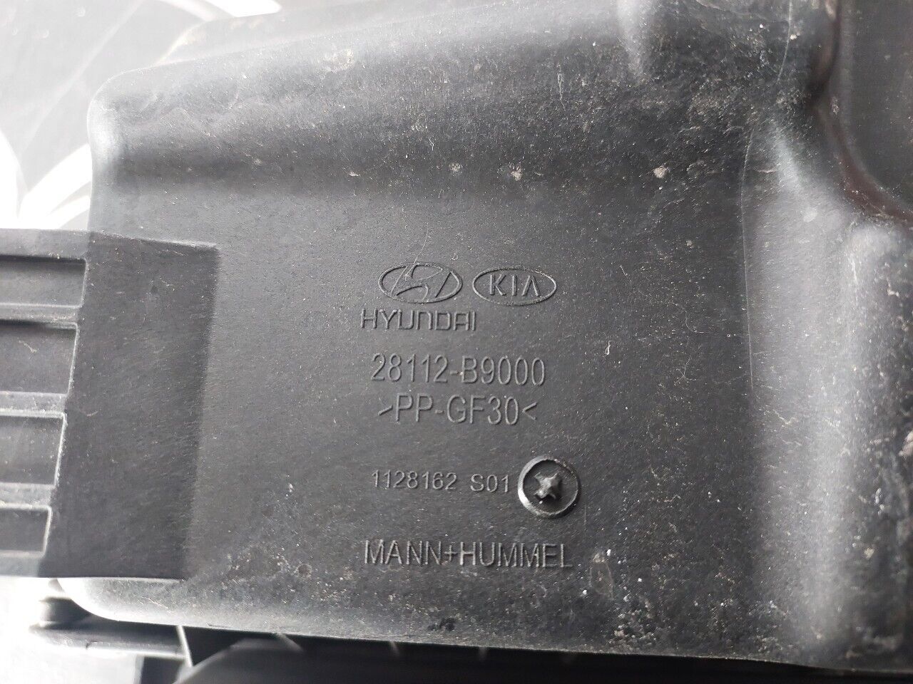 HYUNDAI i10 AIR FILTER BOX 2016