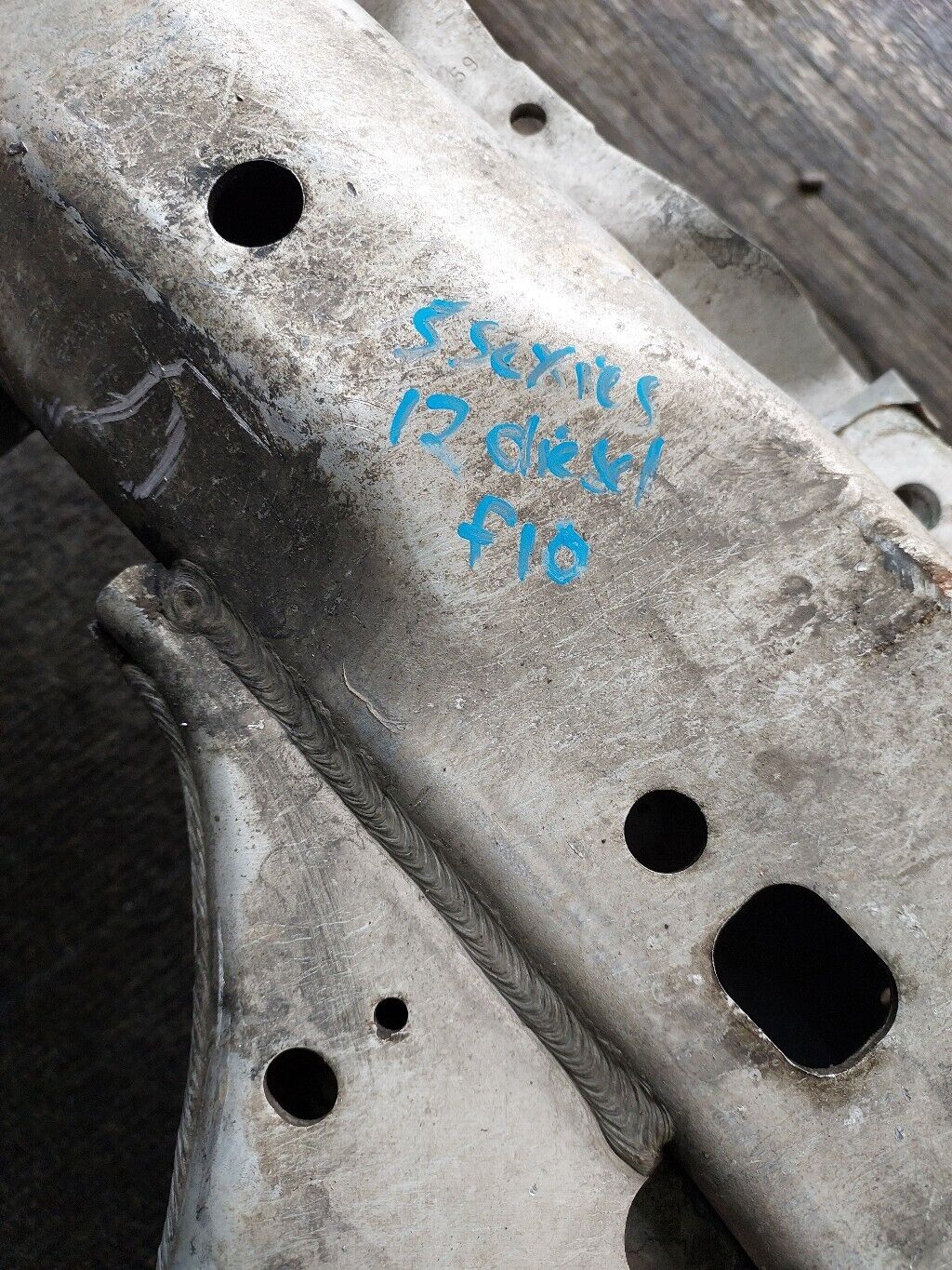 BMW 5 SERIES F10 2012 FRONT SUBFRAME