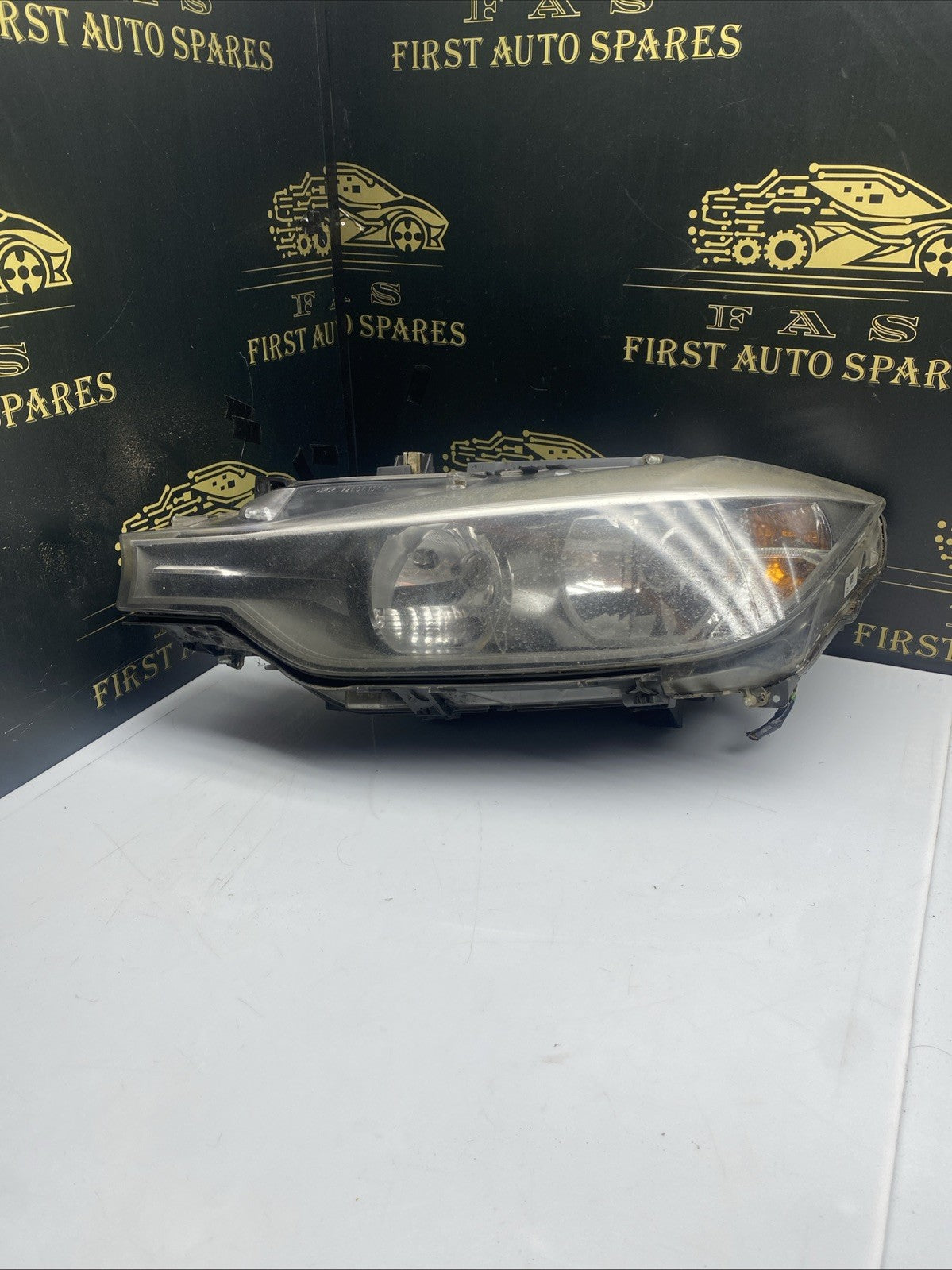 2012-2015 BMW 3 SERIES F30 LEFT FRONT HEADLIGHT HEADLAMP 7259539