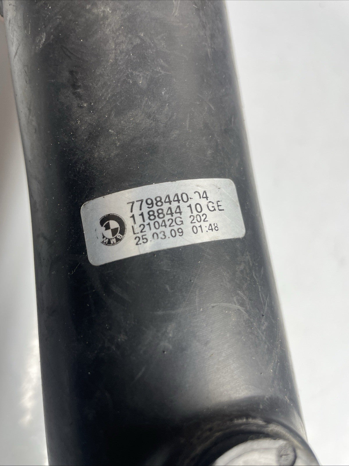 BMW 3 E90 E91 2009 Diesel intercooler hose pipe 7798440