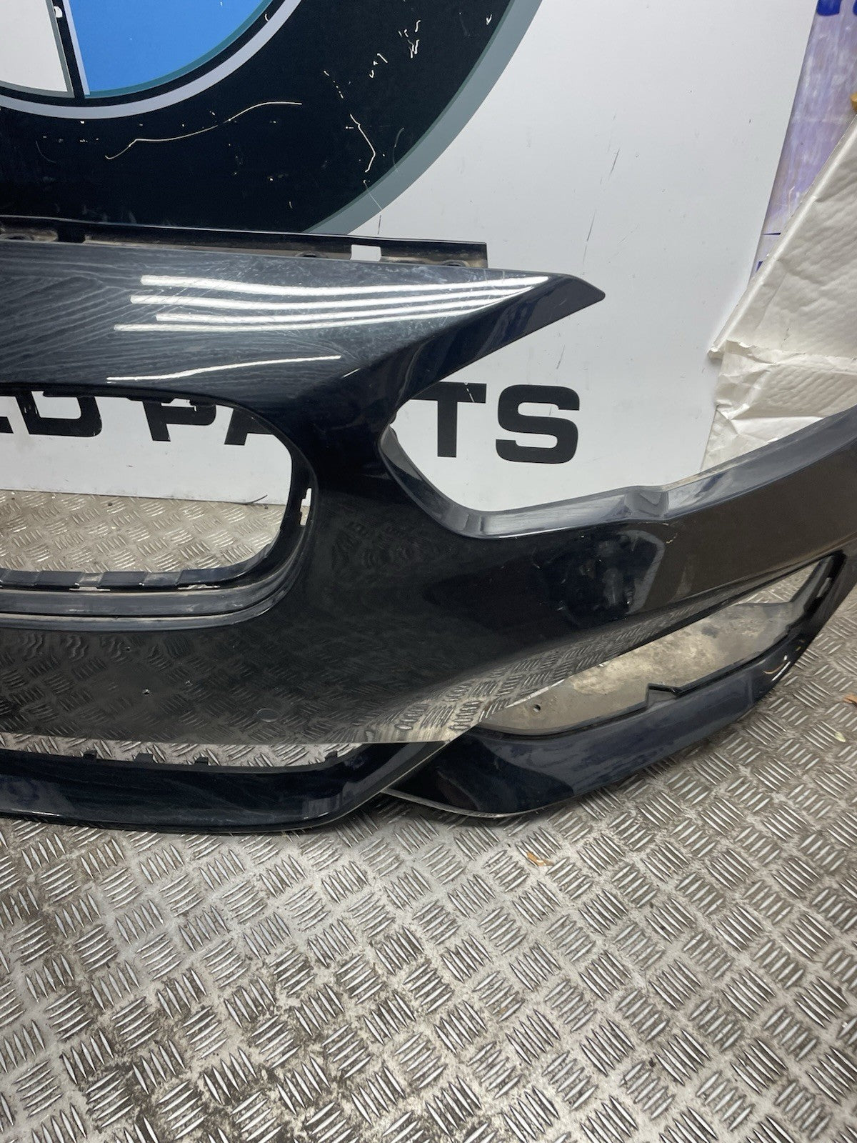 BMW 1 F20 F21 LCI M SPORT FRONT BUMPER 2015-19 GENUINE (Dent On Driver Side)