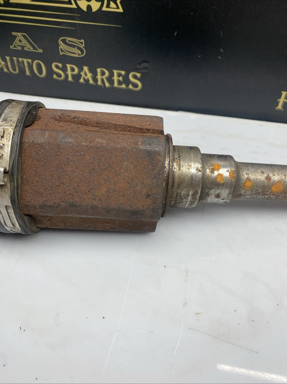 BMW X1 E84 2.0D N47 AUTO FRONT DRIVESHAFT DRIVER RIGHT 7591682