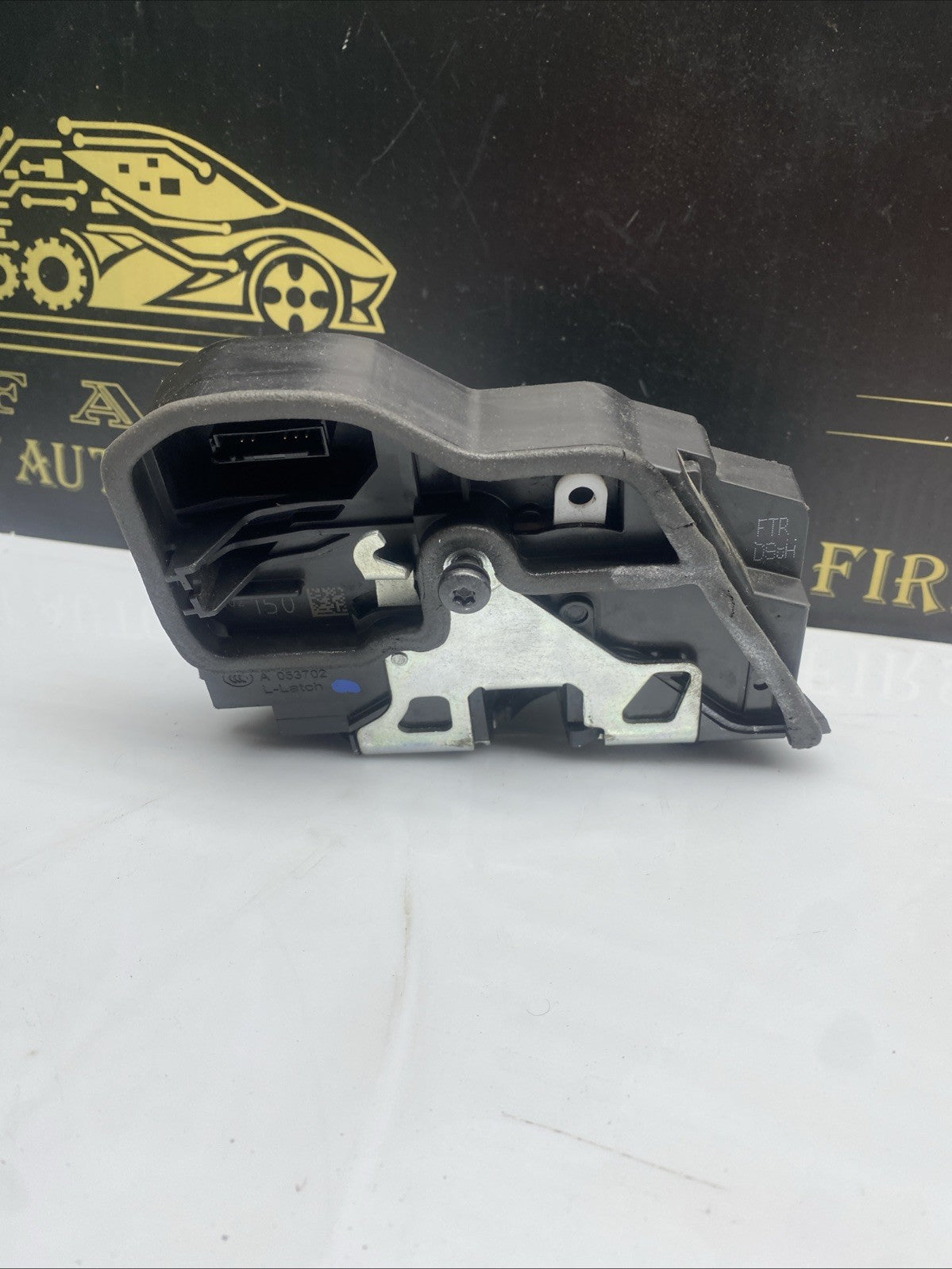 BMW 1 SERIES MK1 2011 FRONT RIGHT DOOR LOCK CATCH ACTUATOR SOLENOID 51217229456