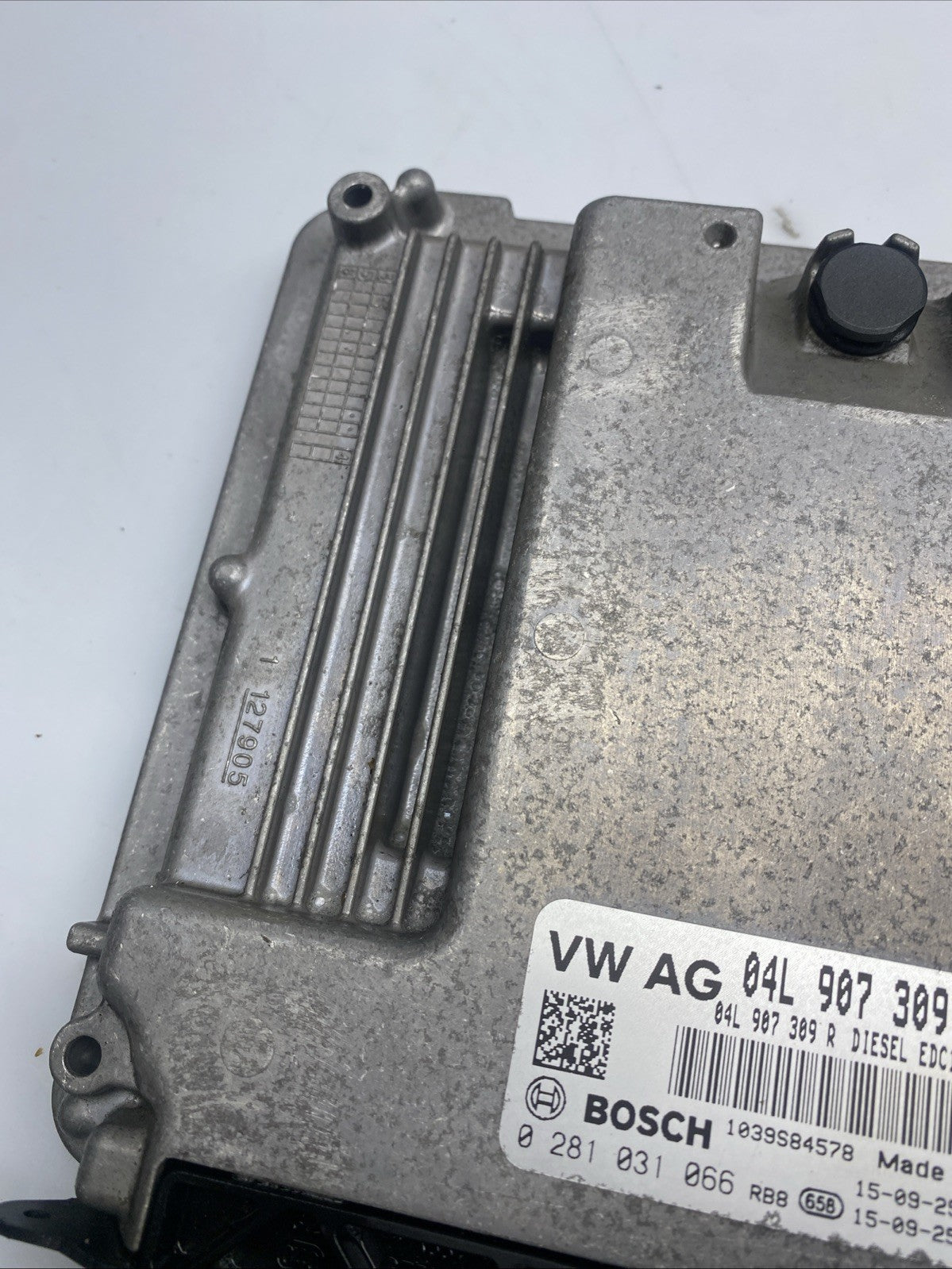 Volkswagen PASSAT B8 04L907309R Engine control unit module ECU OER8067